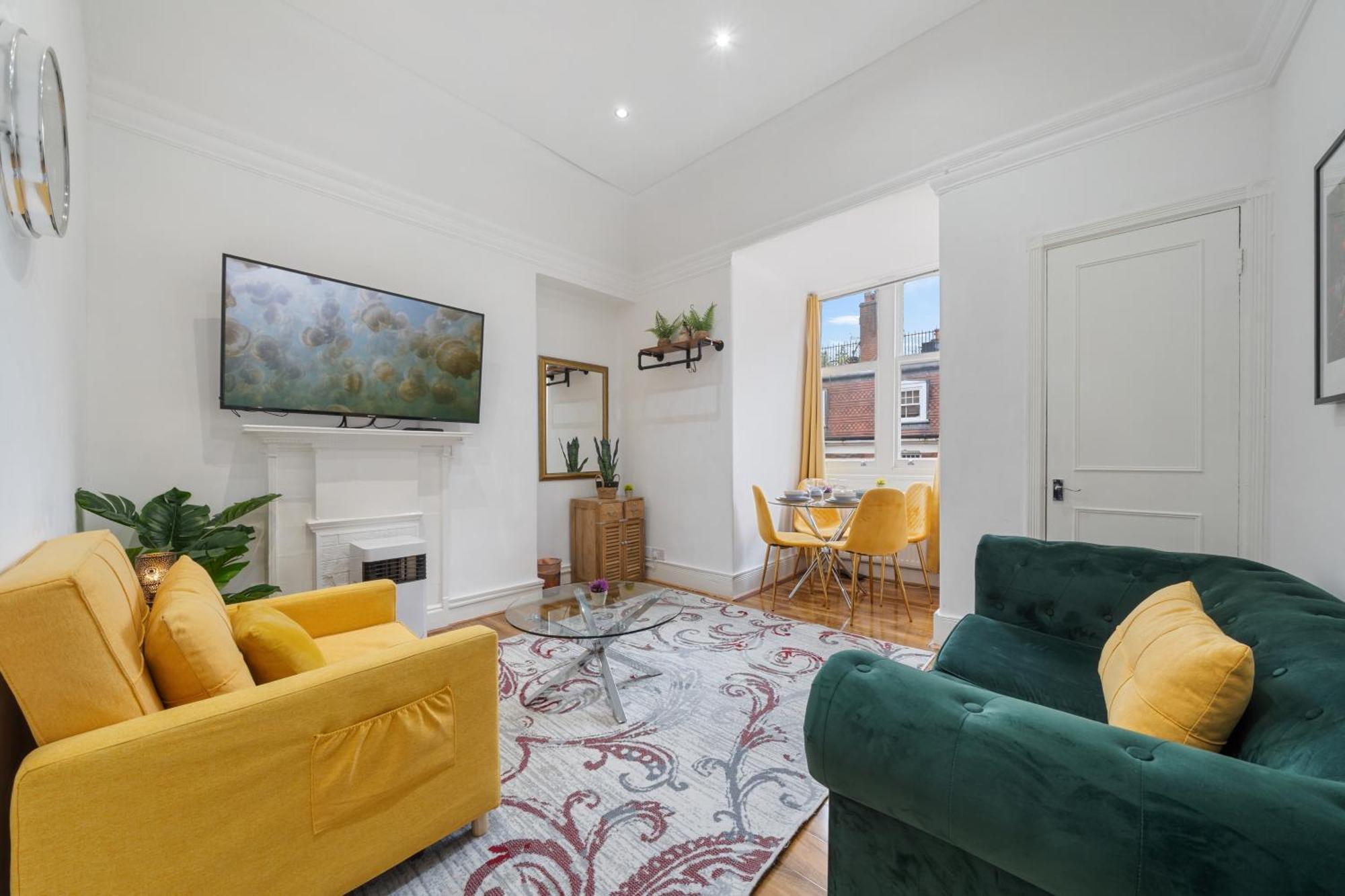 Apartment Modern 2-bedroom On Oxford Street 8gc London