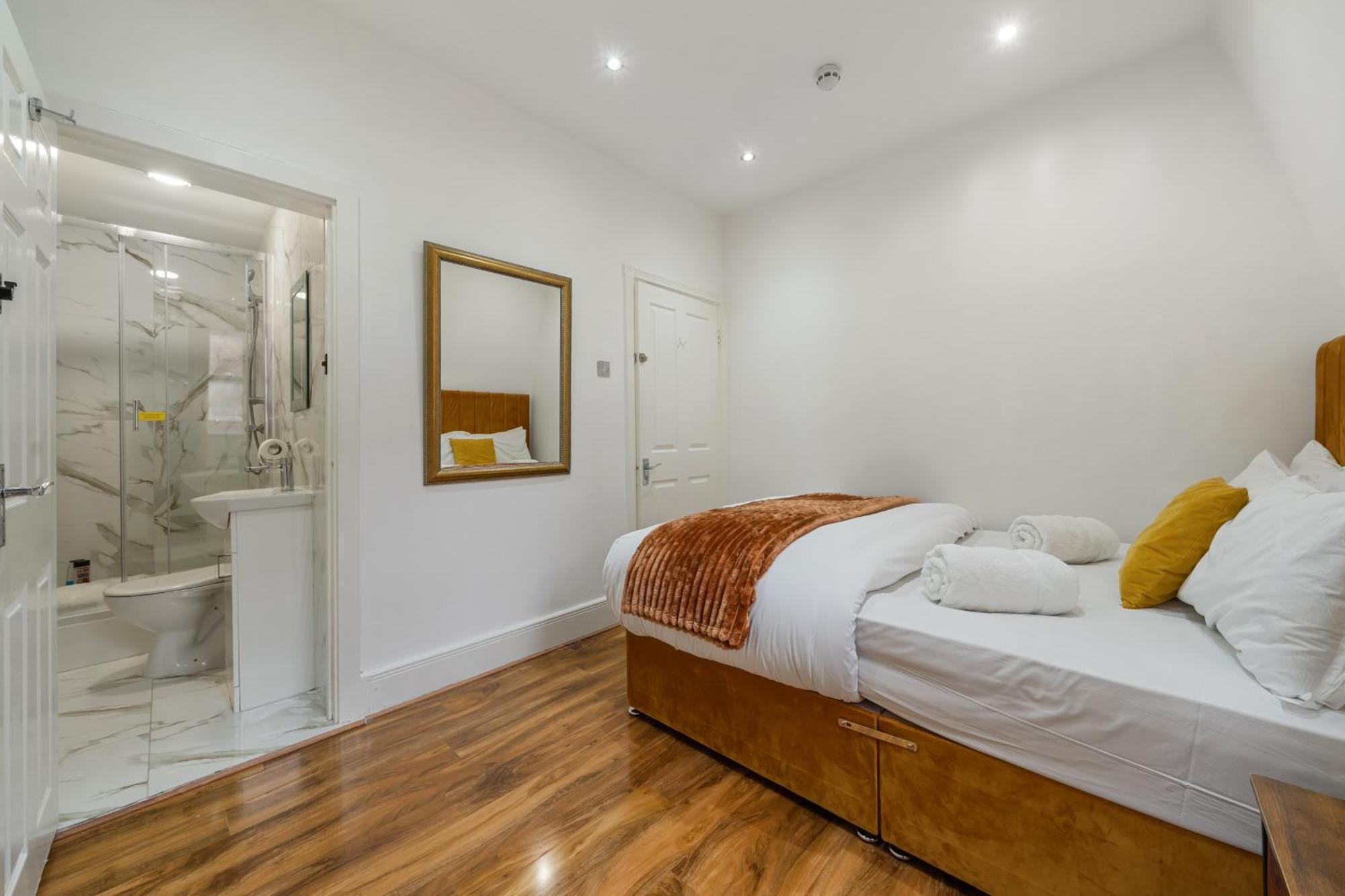 Apartment Modern 2-bedroom On Oxford Street 8gc London