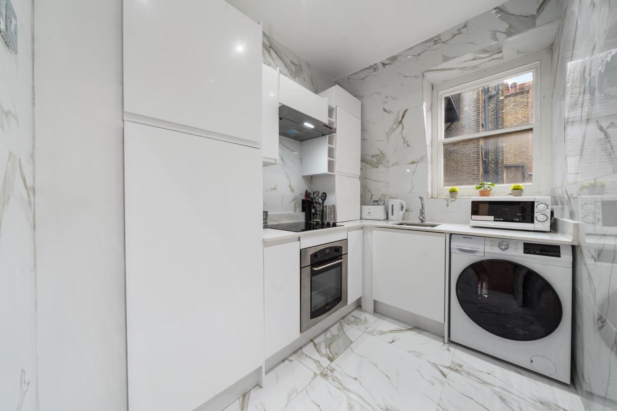 Apartment Modern 2-bedroom On Oxford Street 8gc