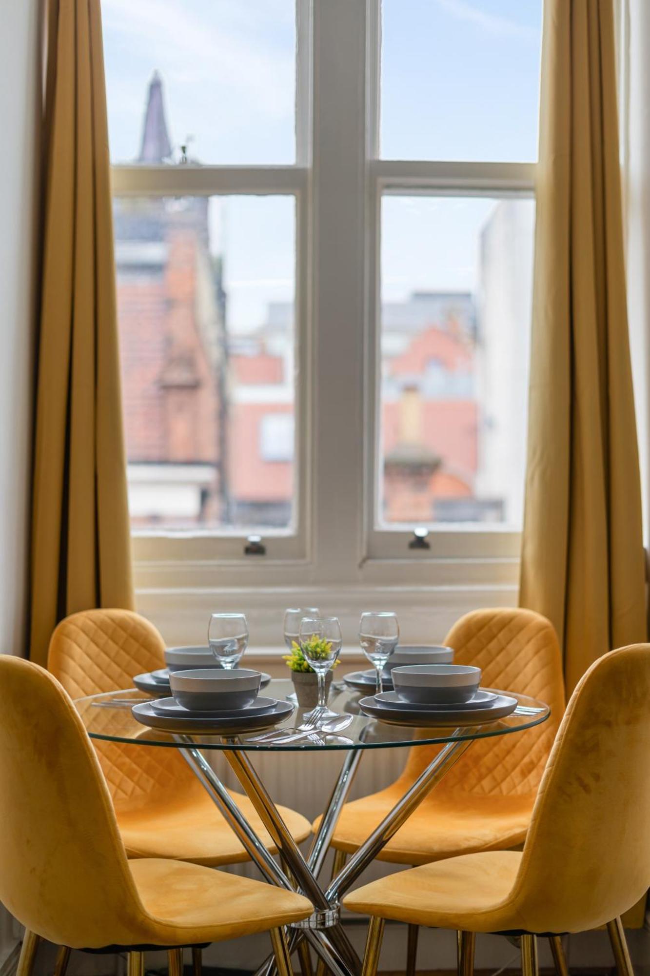 Modern 2-bedroom On Oxford Street 8gc Apartment *
