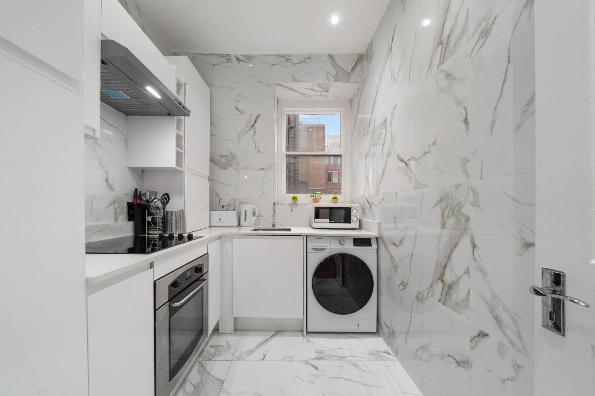 Apartment Modern 2-bedroom On Oxford Street 8gc *