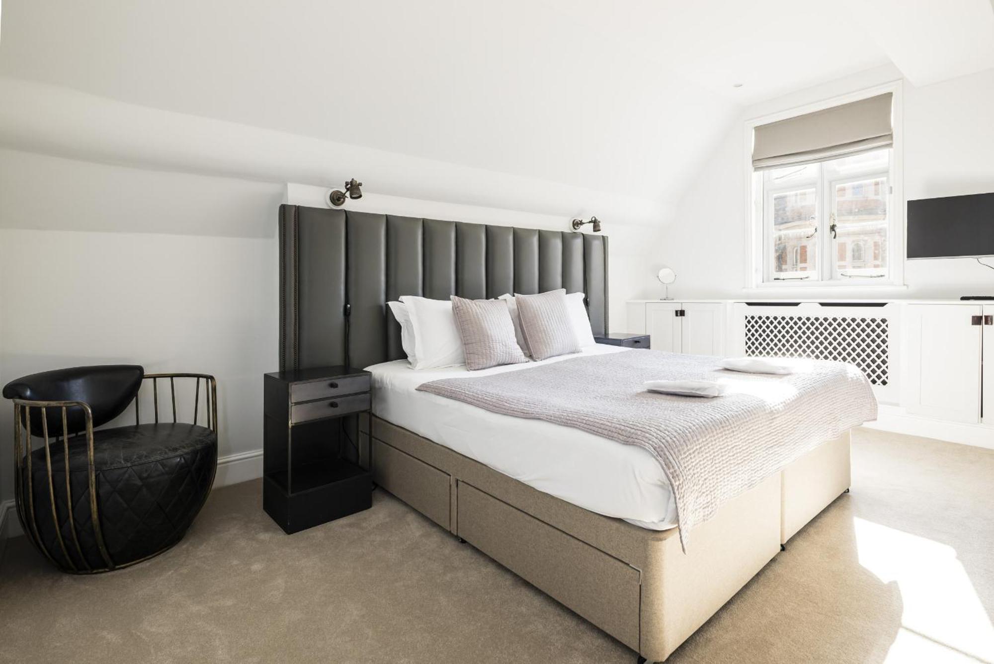 The Park Lane Penthouse