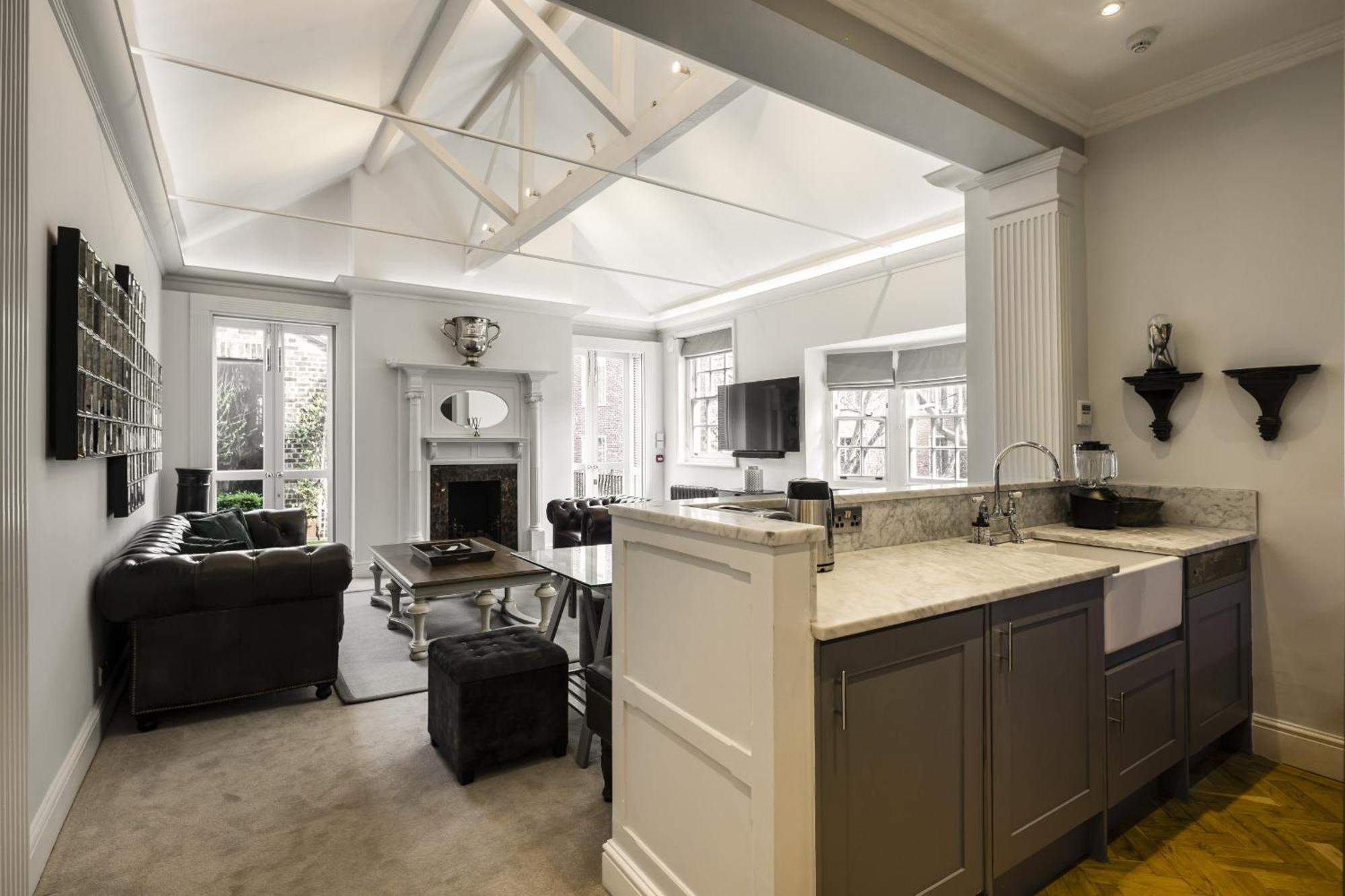 Apartment The Park Lane Penthouse
