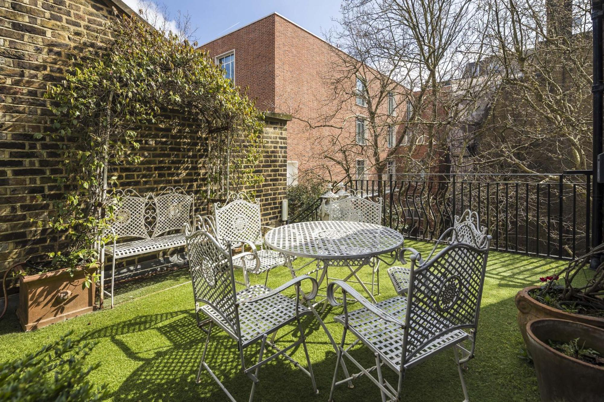 The Park Lane Penthouse * London