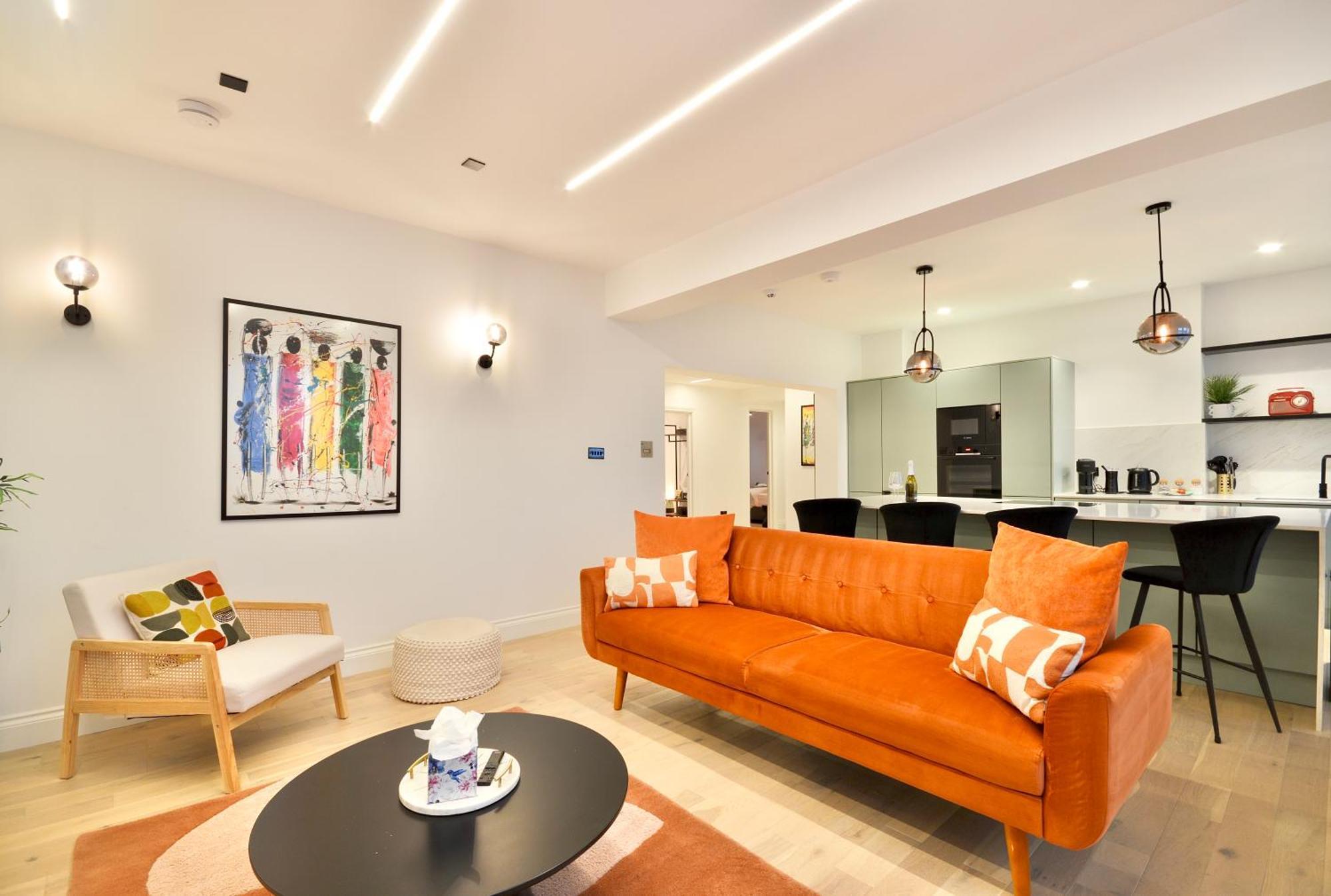Lägenhet Newly Refurbished W/ River Views *