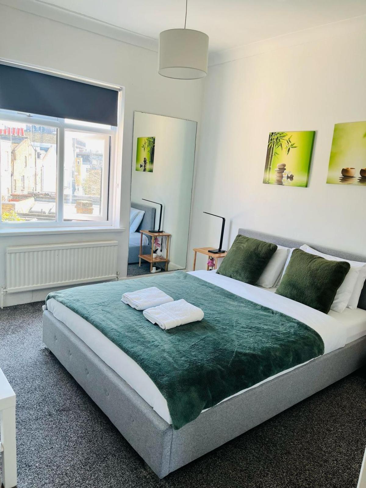 Prime Location In Camden Town Lejlighed London