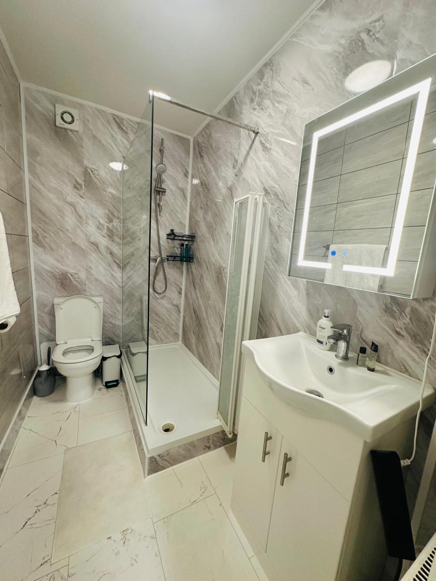 Appartamento Entire 2-bedroom Flat Close To Hyde Park, Paddington Station, Bayswater And Queensway Station