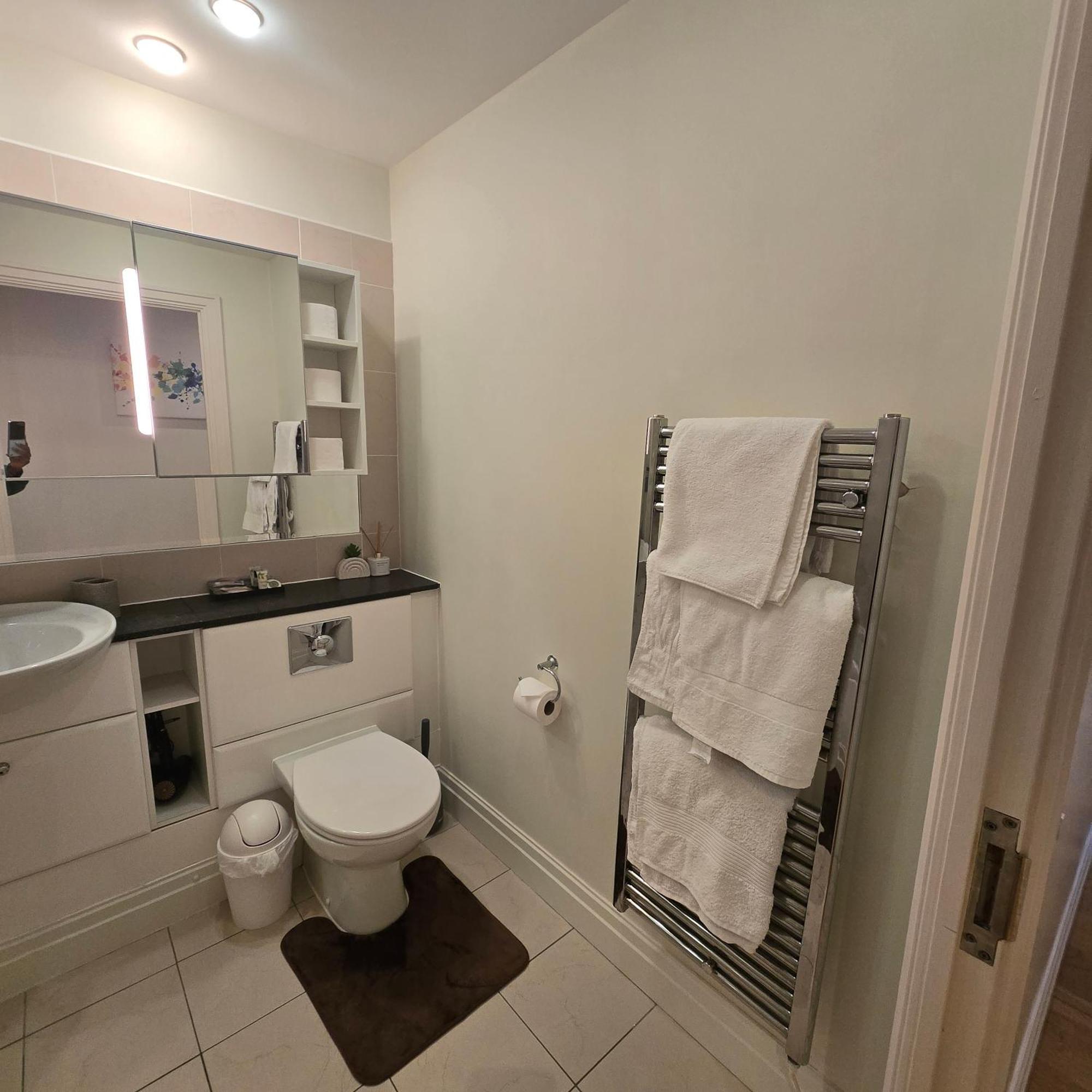 Away From - Flat In Paddington * Londen