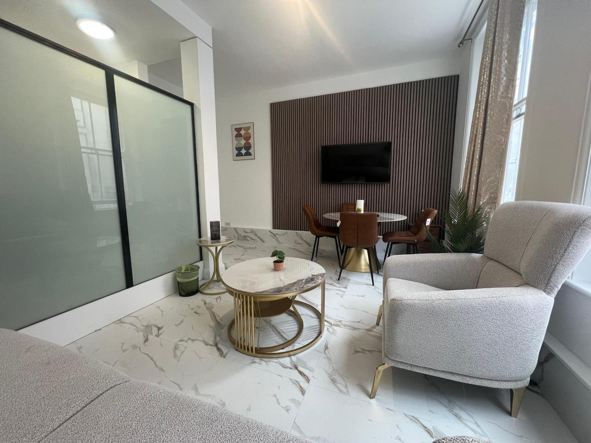 Appartement Chic 1-bed Flat In The Heart Of Soho Wardour Street 1wd