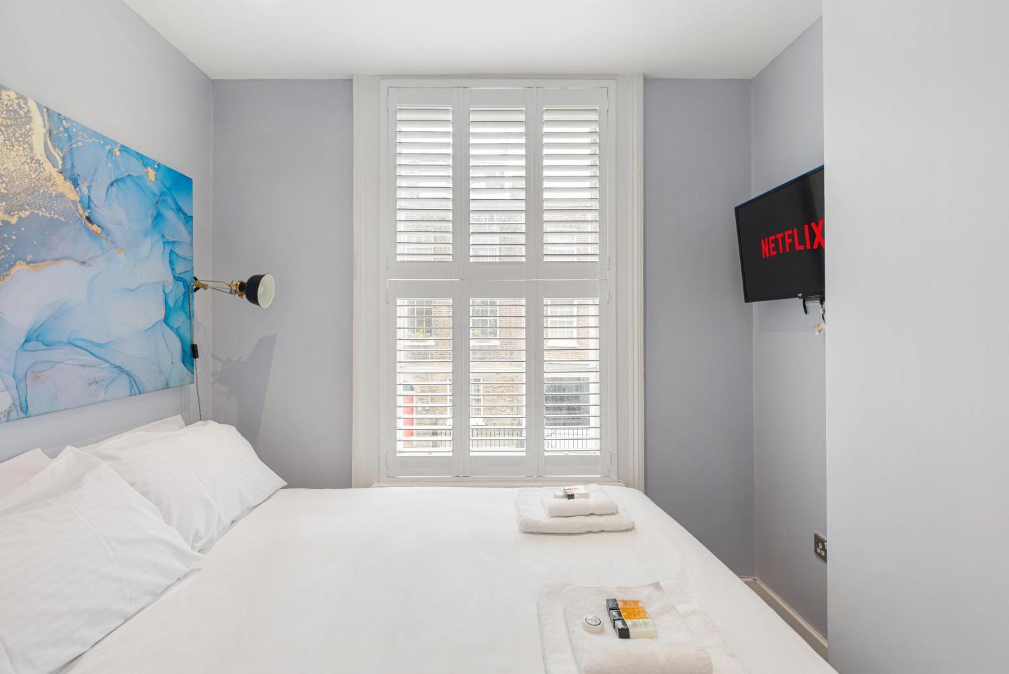 5 Bedroom Flat In Paddington * London