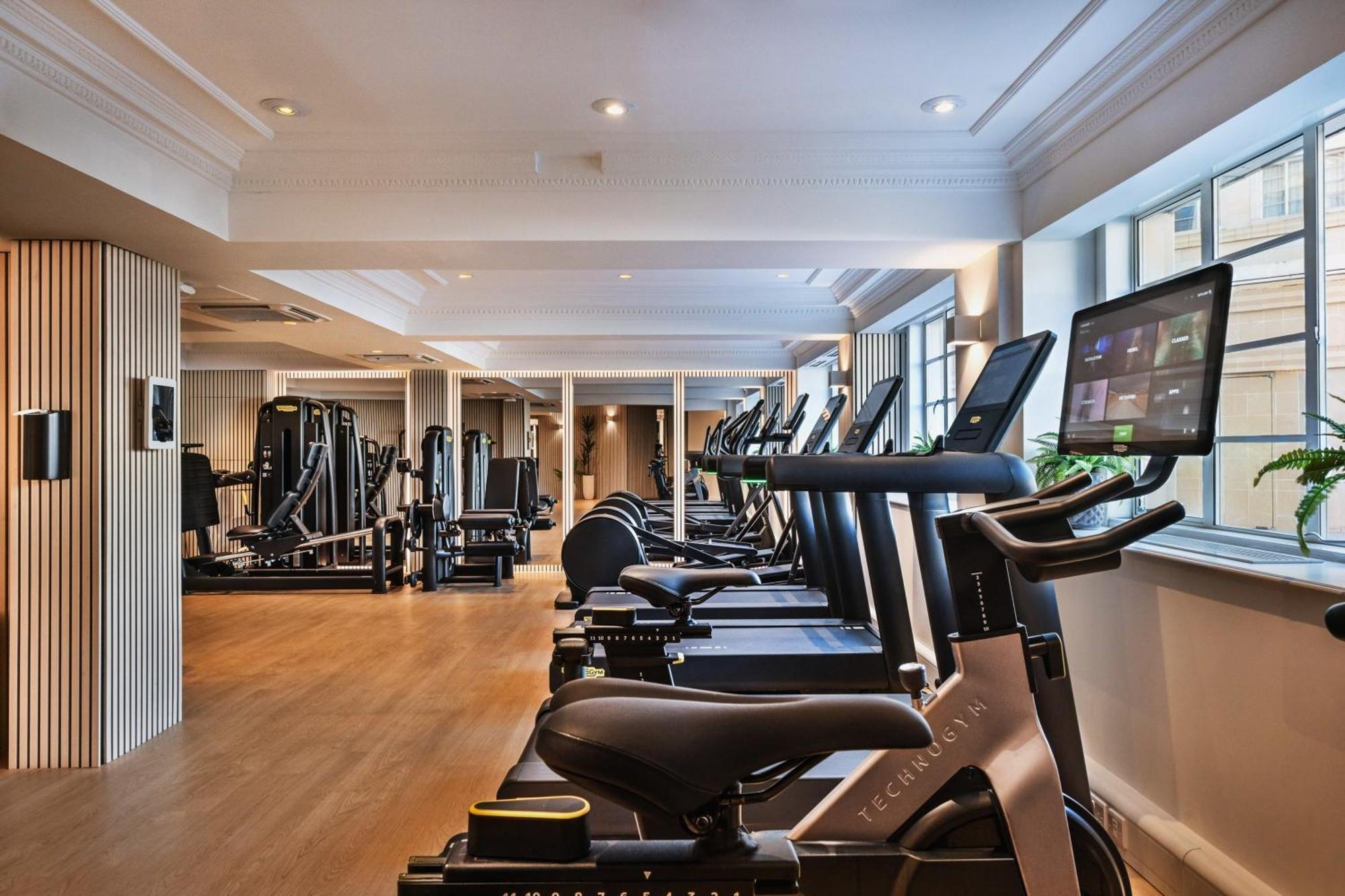 Hotel The Level At Melia White House 5*