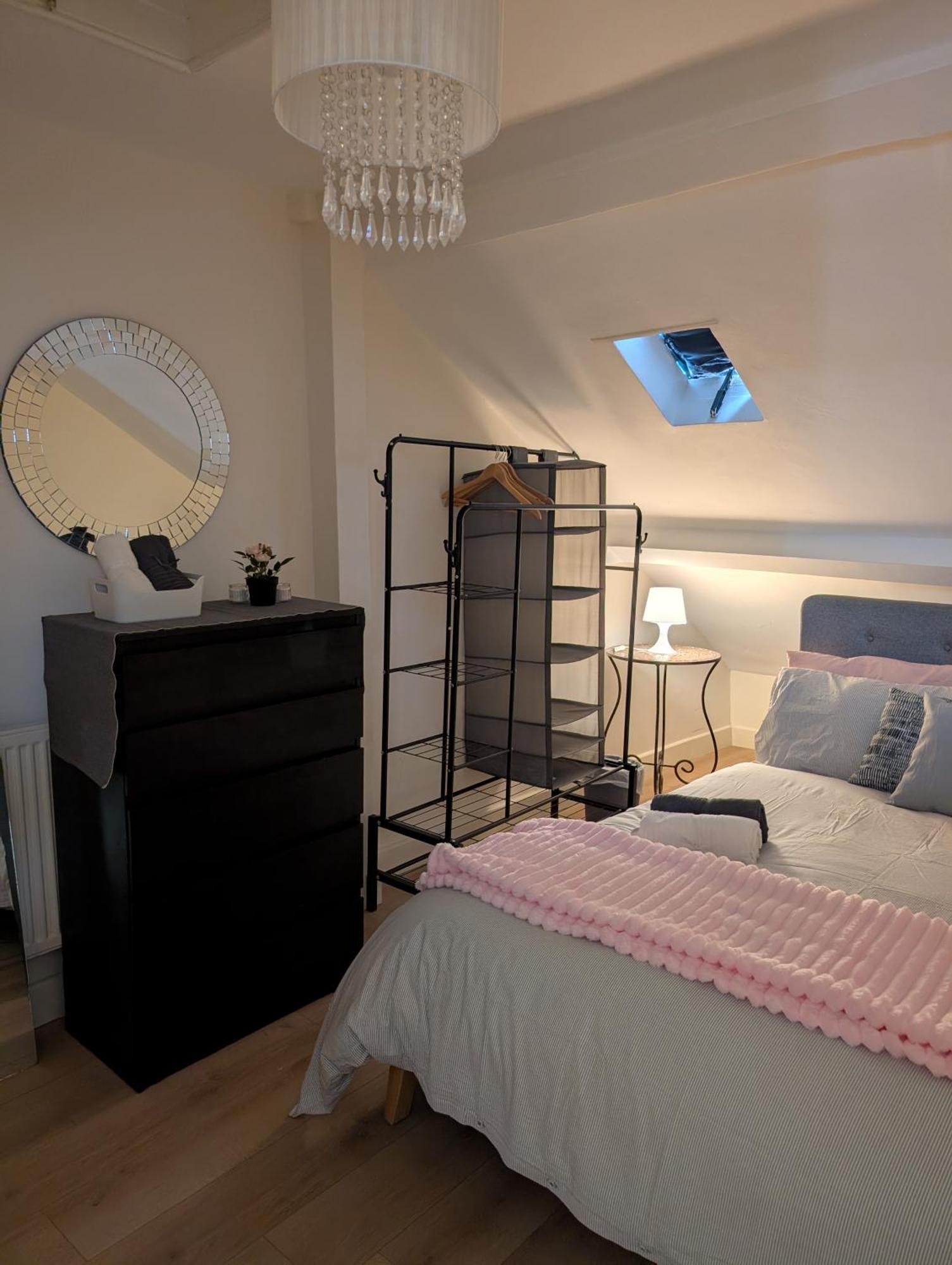 Lägenhet Cosy Modern One Bedroom In Hammersmith