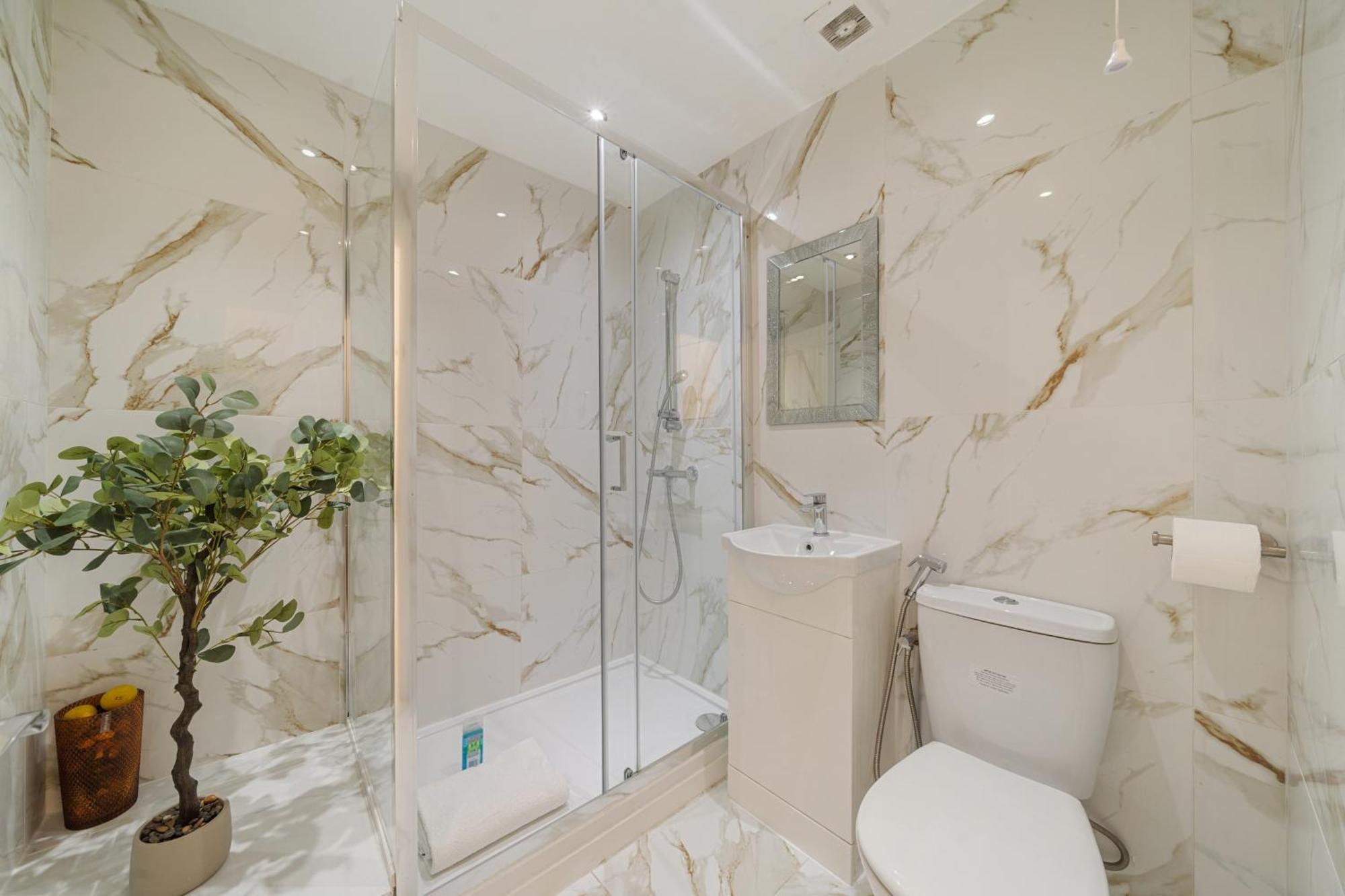 Spacious 3-bedroom In Exclusive Mayfair 7gc Appartement Londen