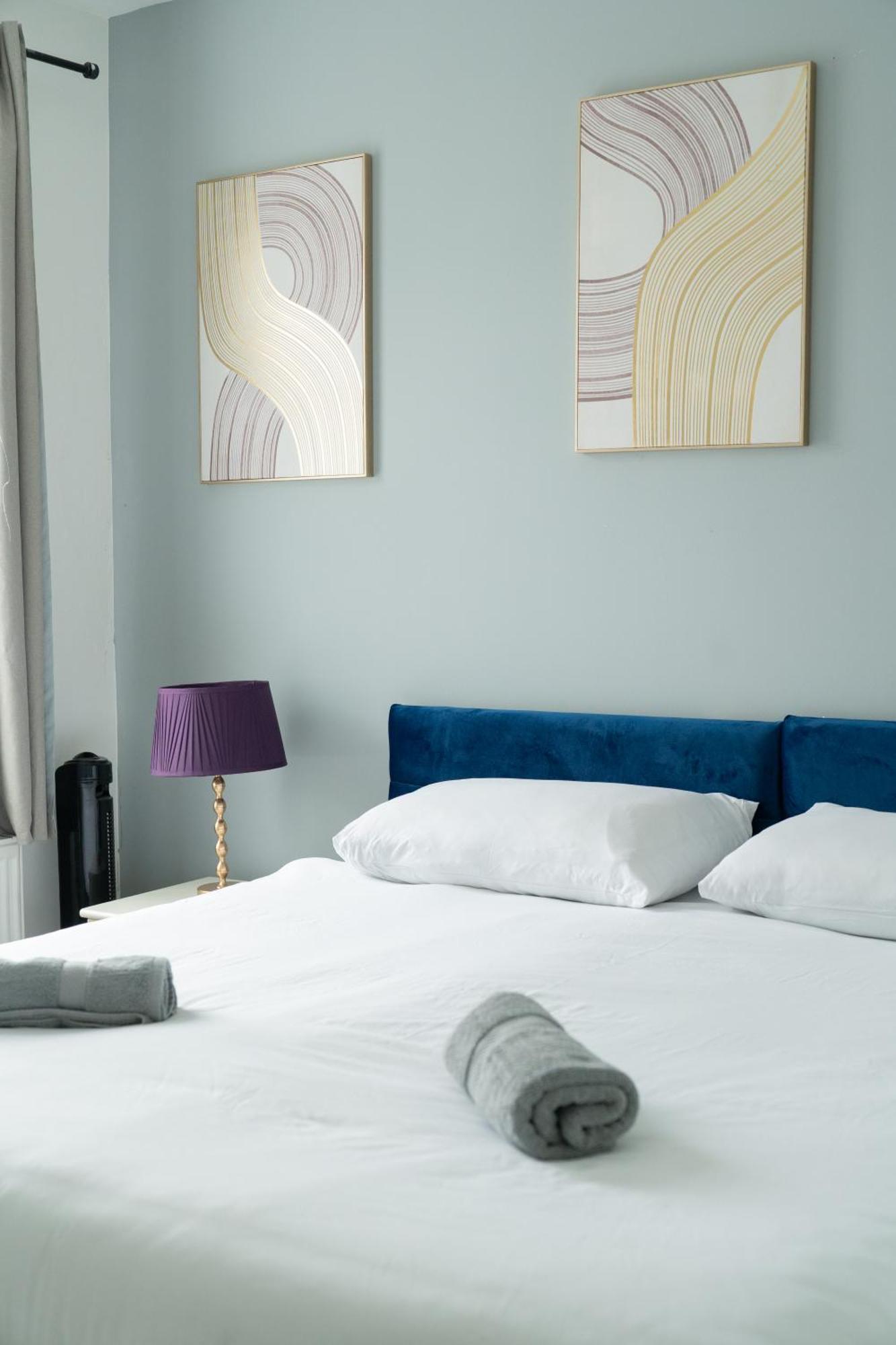 Modern 2 Bed East By Rebby Sleeps 5 Near Canning Town Station Lägenhet *