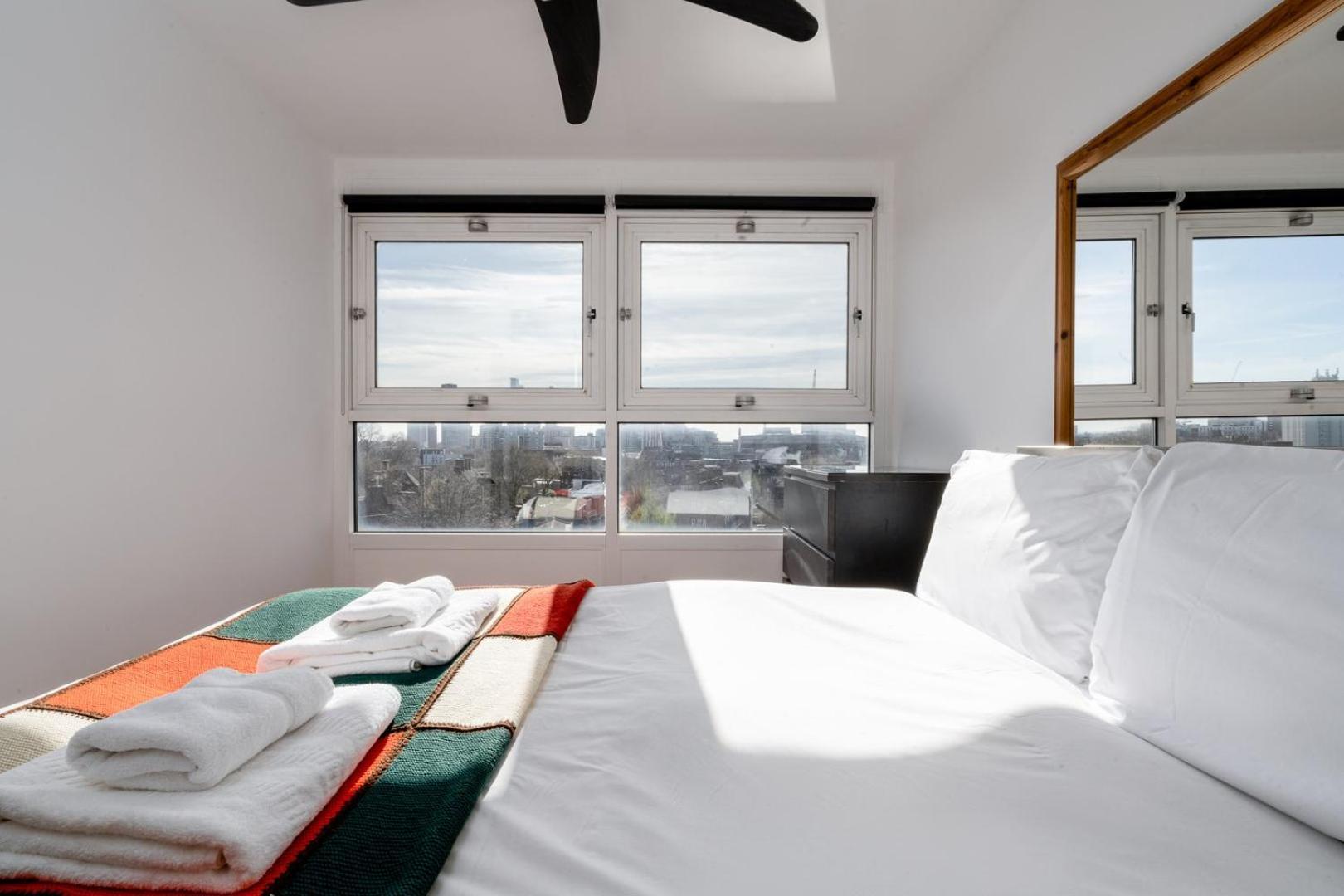 Guestready - Stylish Skyline Views, Lejlighed London