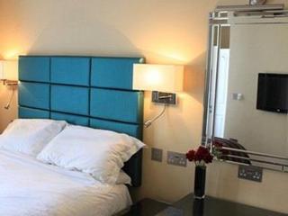 Belgravia Apartment