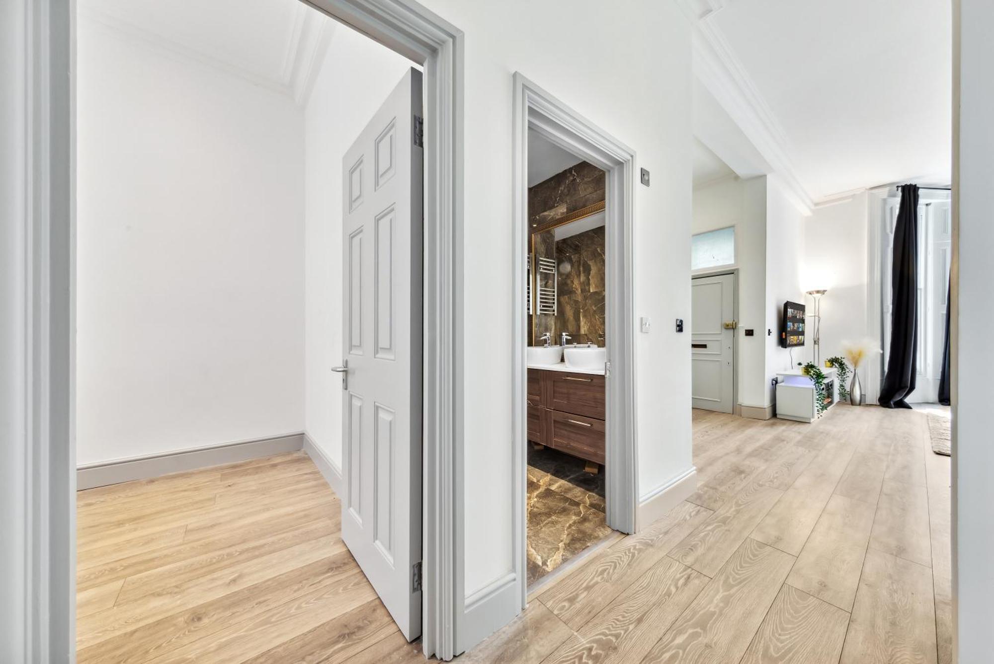 Appartement Minimalist Luxe 2br Designer Retreat In Prime Kensington For 6 Next To Station Harrods