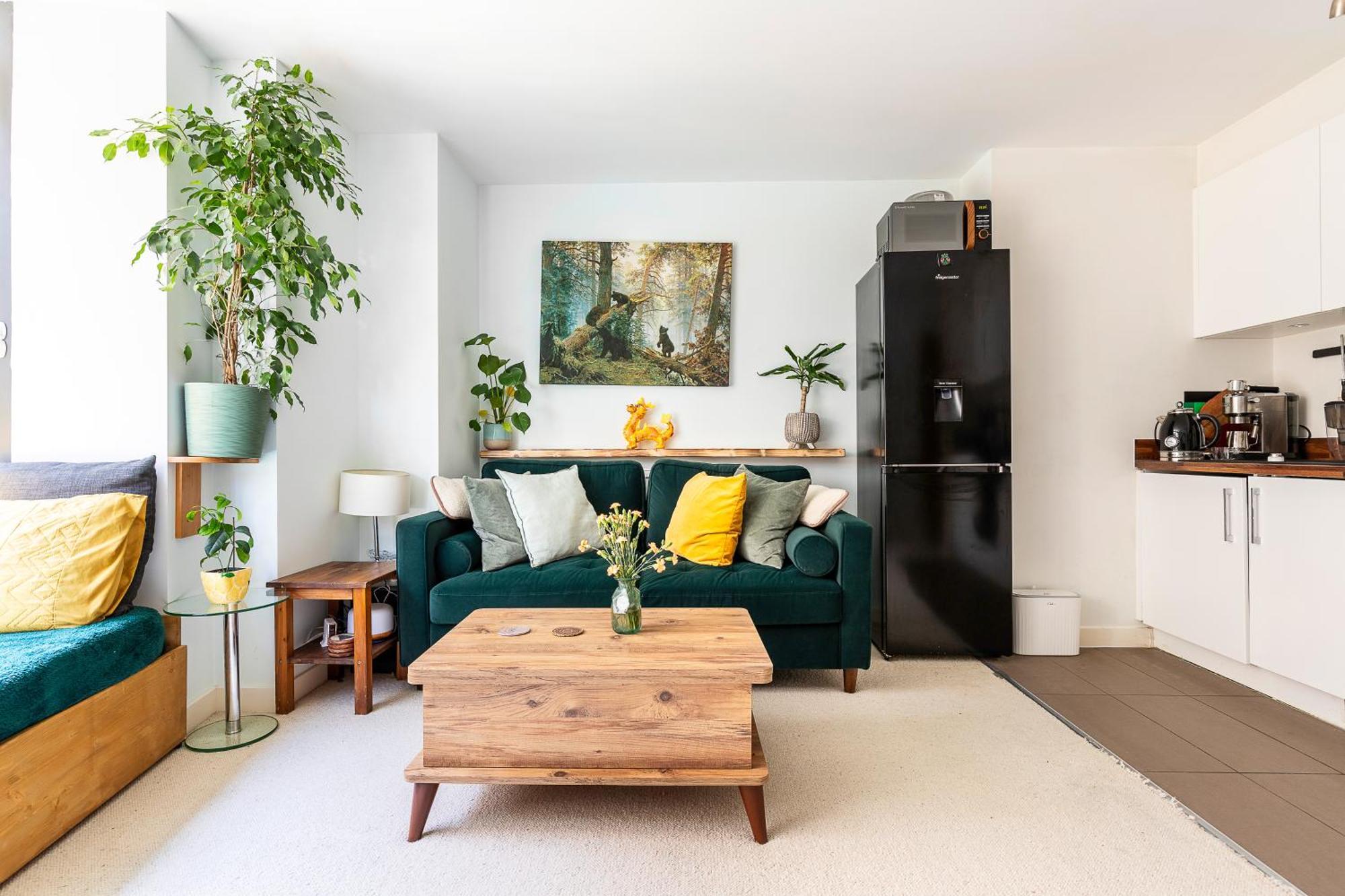 Soho Sunshine Retreat Apartment