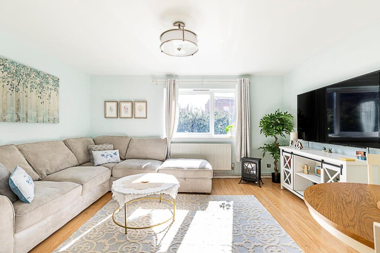 Lägenhet Quiet And Cosy 2-bed In Wimbledon London