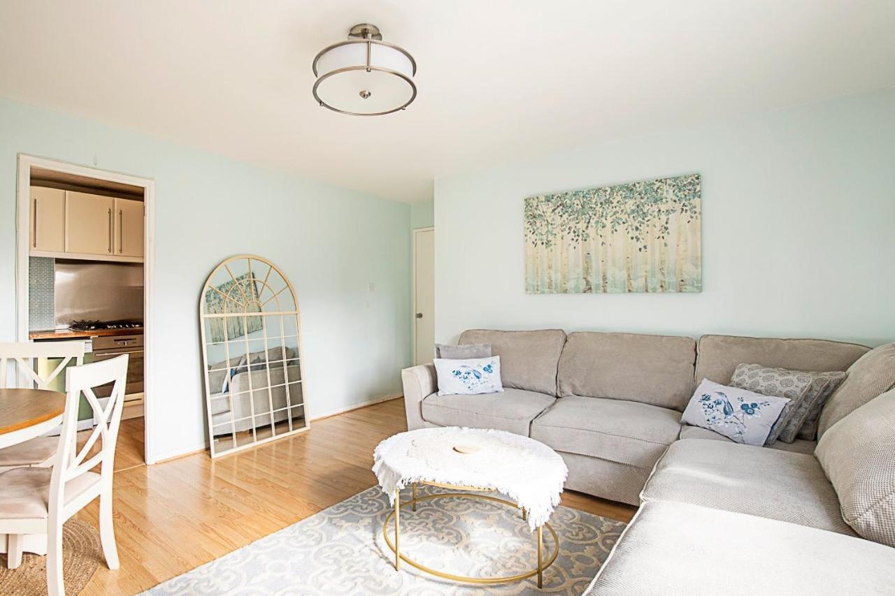 Lägenhet Quiet And Cosy 2-bed In Wimbledon *