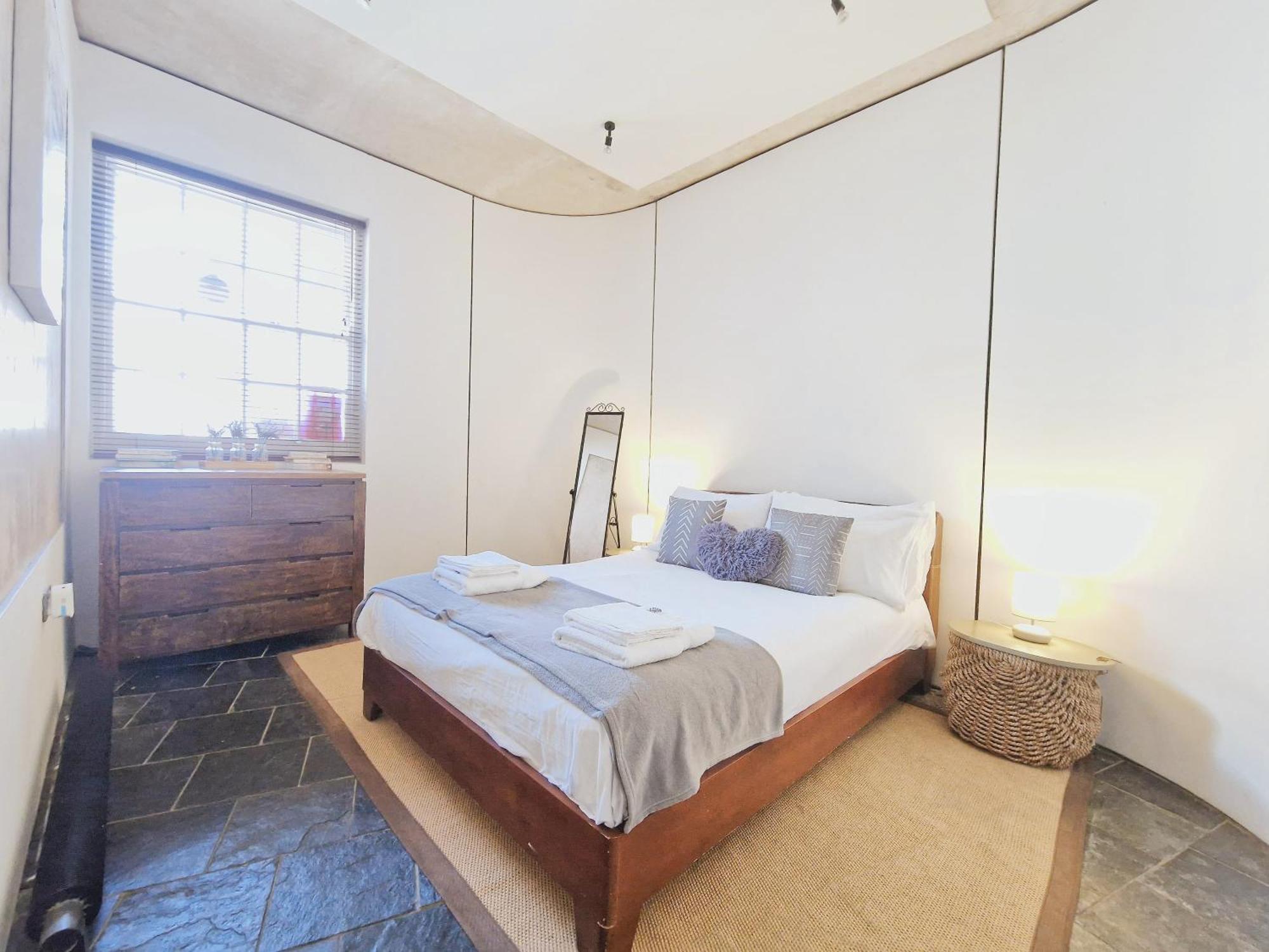 1 Bedroom Flat In Kings Cross Lägenhet