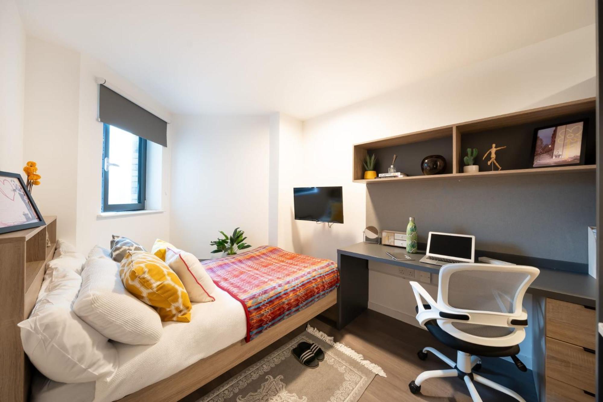 Private Bedrooms With Shared Kitchen, And At Canvas Wembley In Apartment London