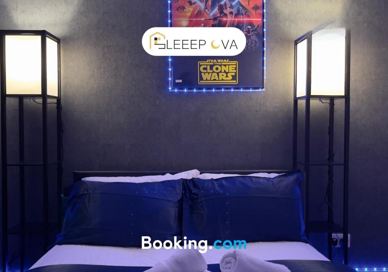 Lejlighed Premium Offers L Last-Minute Escape L Luxury & Spacious 2 Bedroom Flat Families Business Relocation Sleepova Short Lets & Serviced Accommodation *