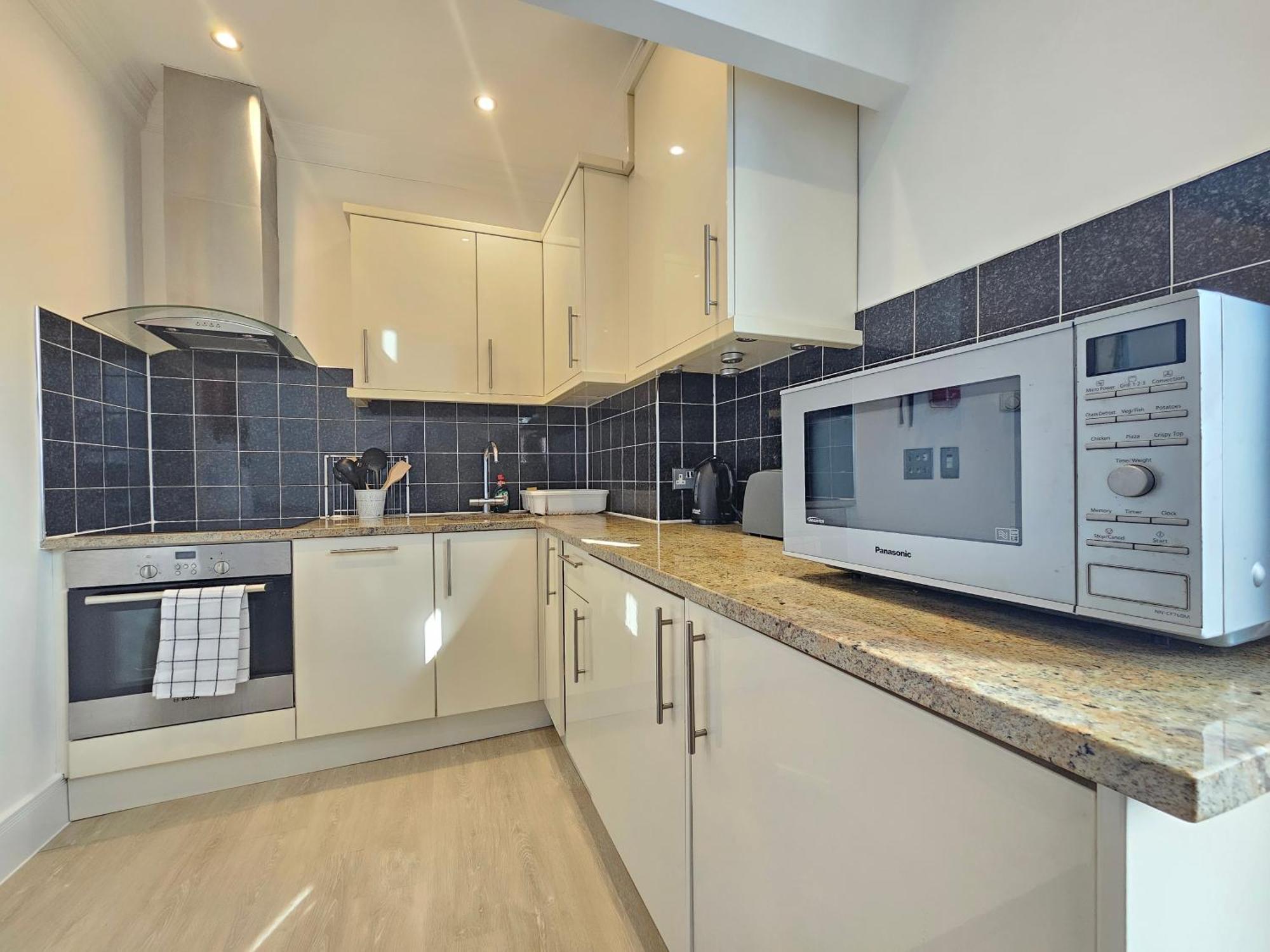 Charming 2 Bedroom Flat In Paddington *