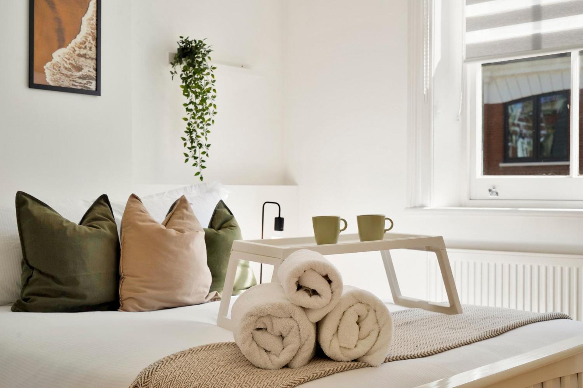 Two Bed By Livestay Short Lets & Serviced Near Oxford Circus Leilighet *