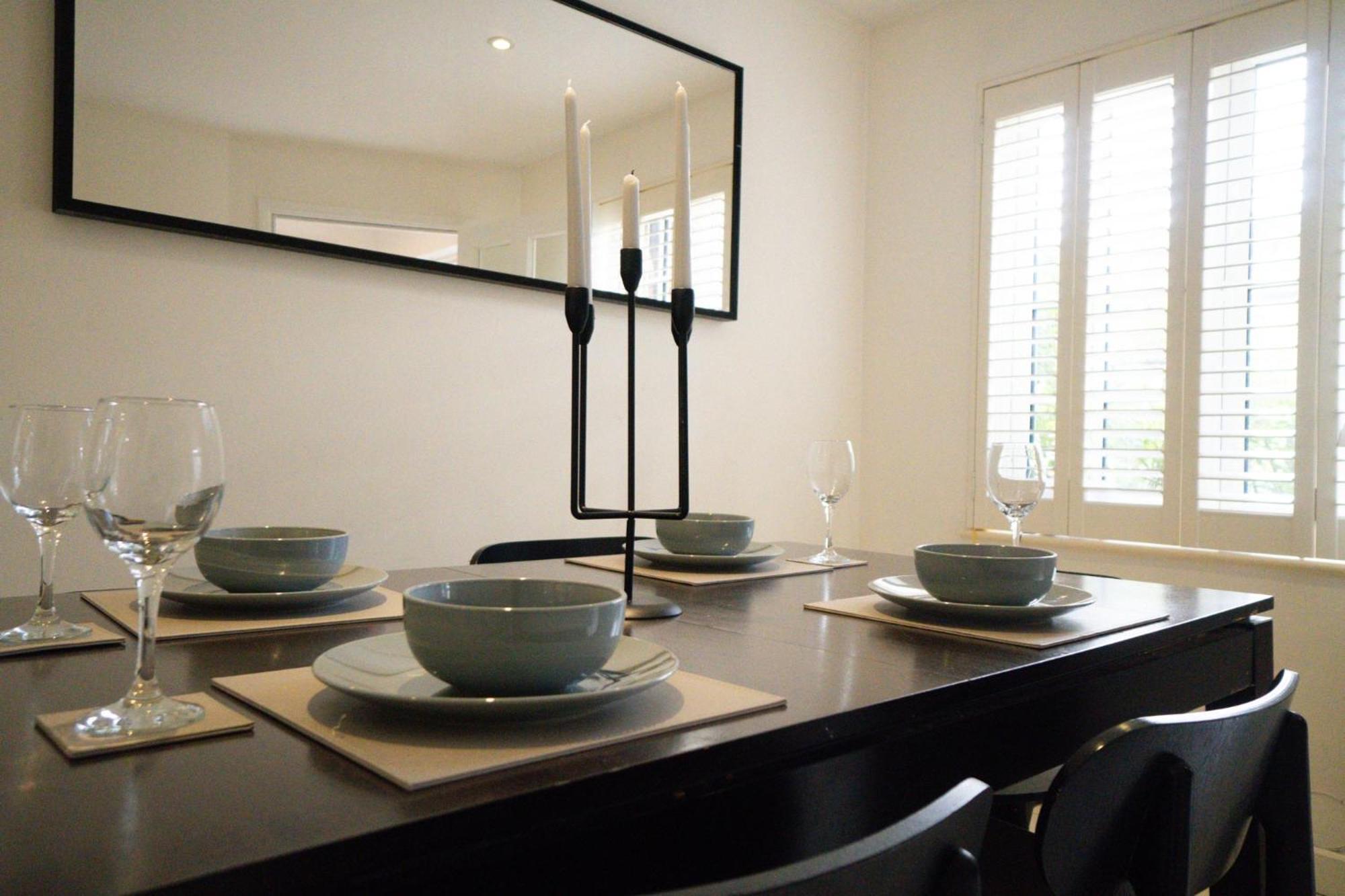 Shard View 3 Bed Entire Ferienhaus