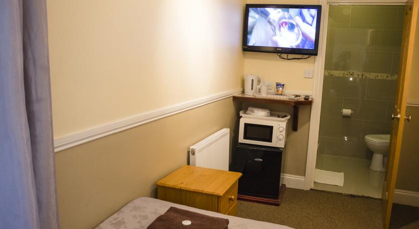 Cricklewood 2* London
