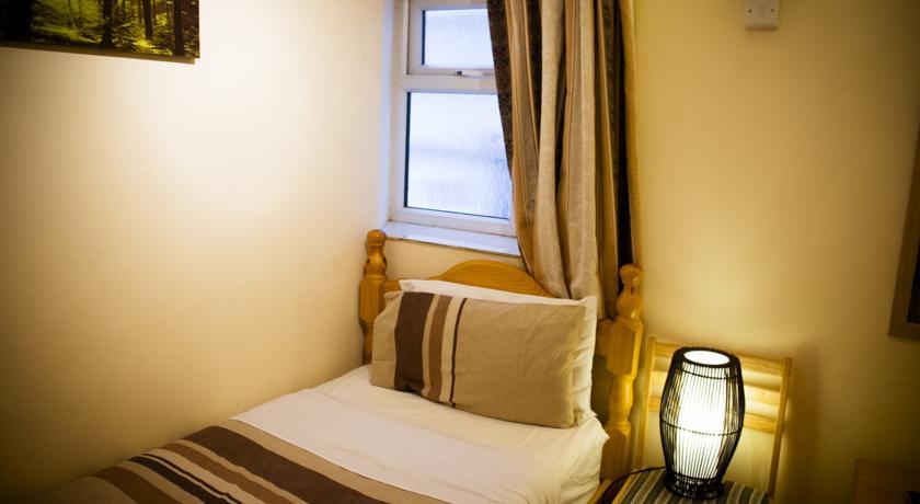 Hotel Cricklewood 2*