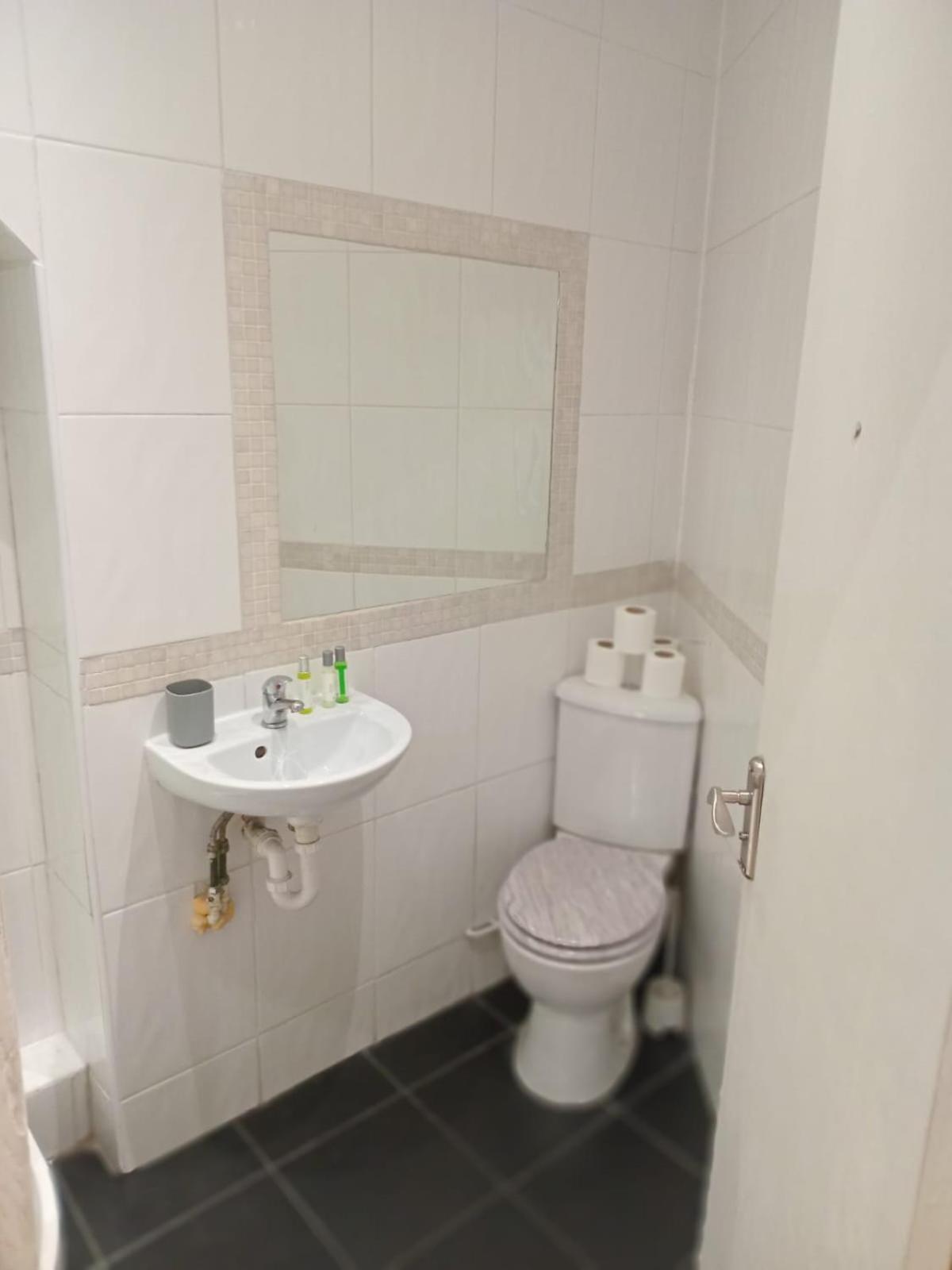 A3-1st Floor 2 Bed Flat Near Elephant And Castle Appartamento Londra