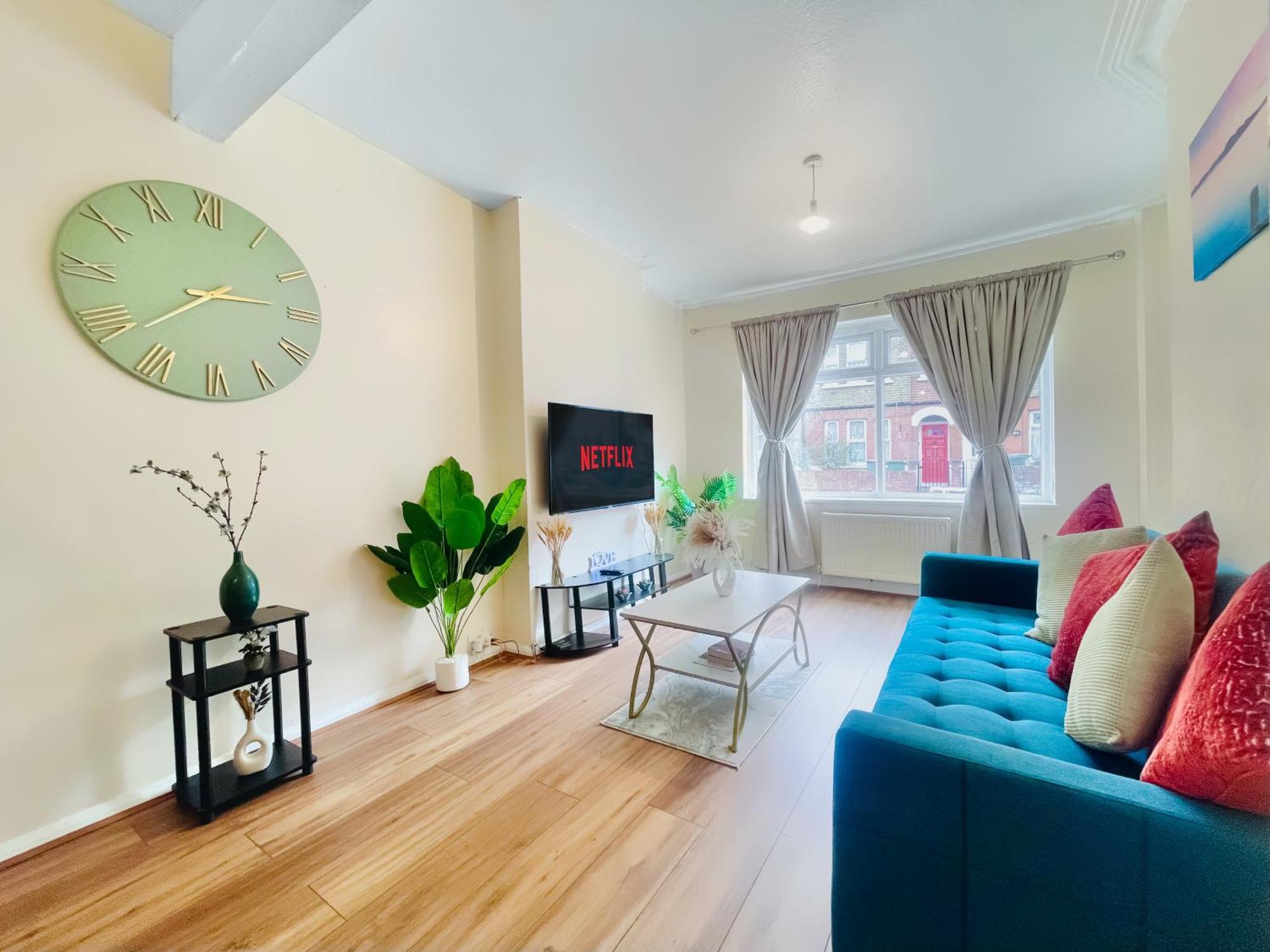 Plaistow Near Custom House Excel Free Parking Apartment London
