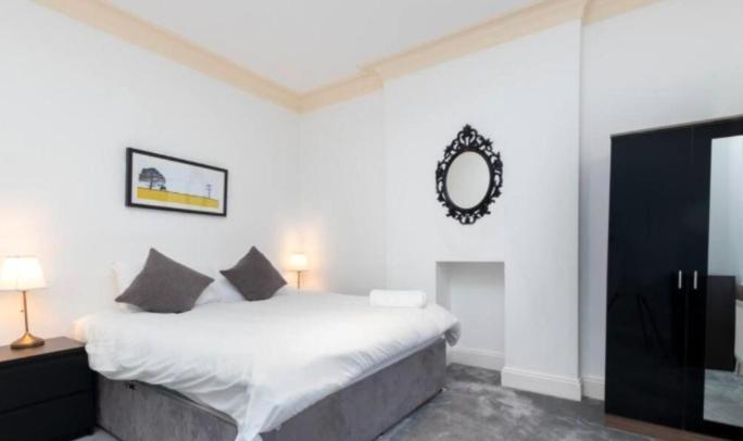 Chelsea Charm Radiant 3br Elegance