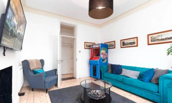 Chelsea Charm Radiant 3br Elegance Appartement