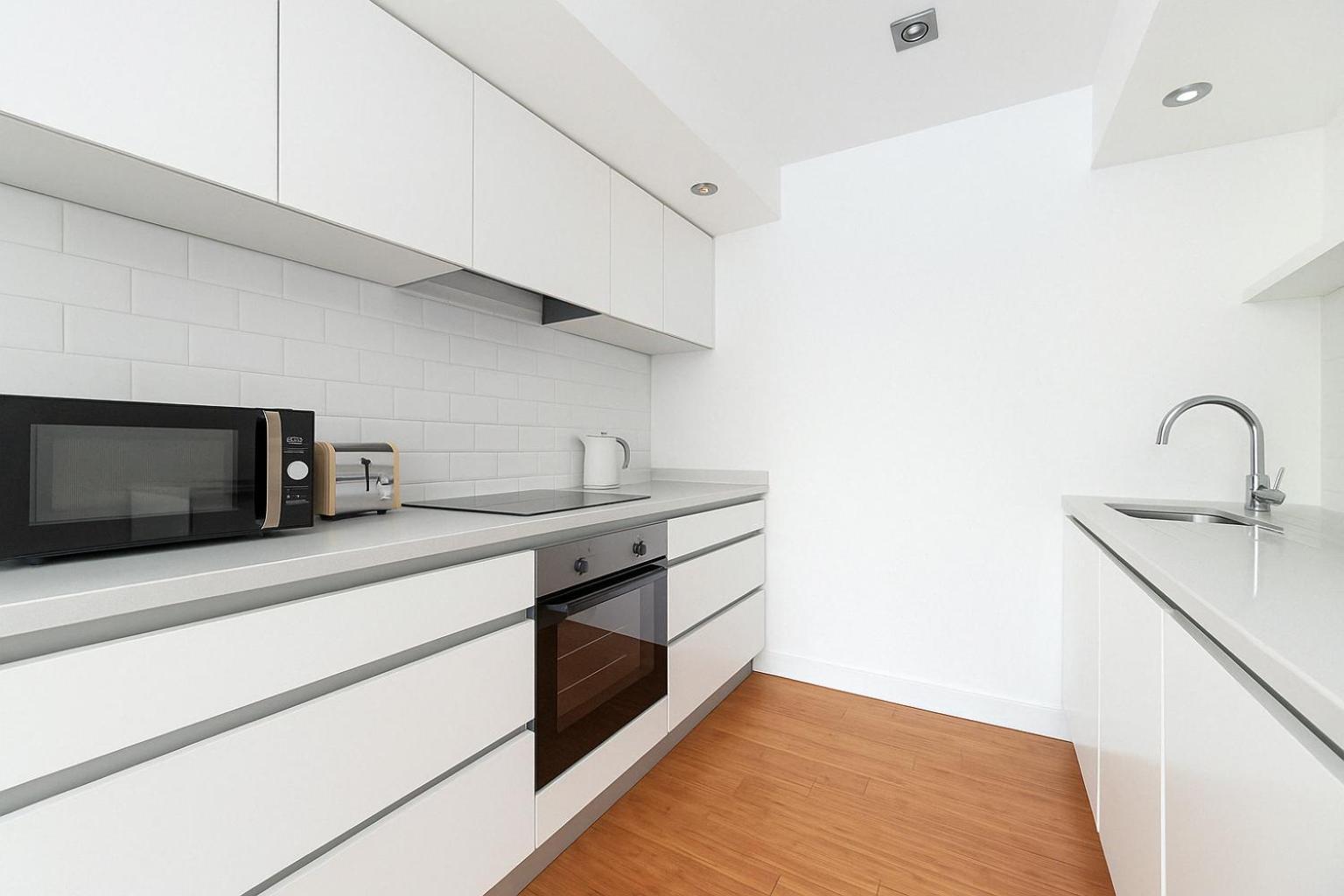 Timeless Elegance In Haggerston Apartment