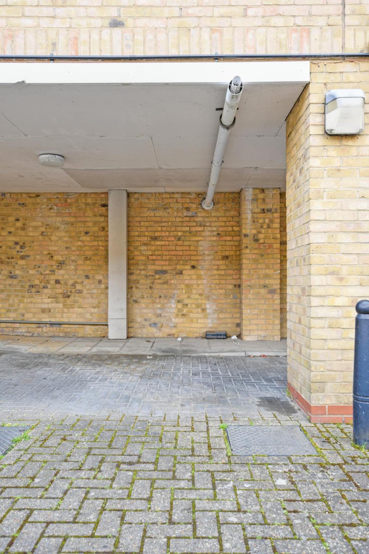 Beautiful Spacious 2 Bed Flat With 2 Parking Near Wembley Stadium Lejlighed London