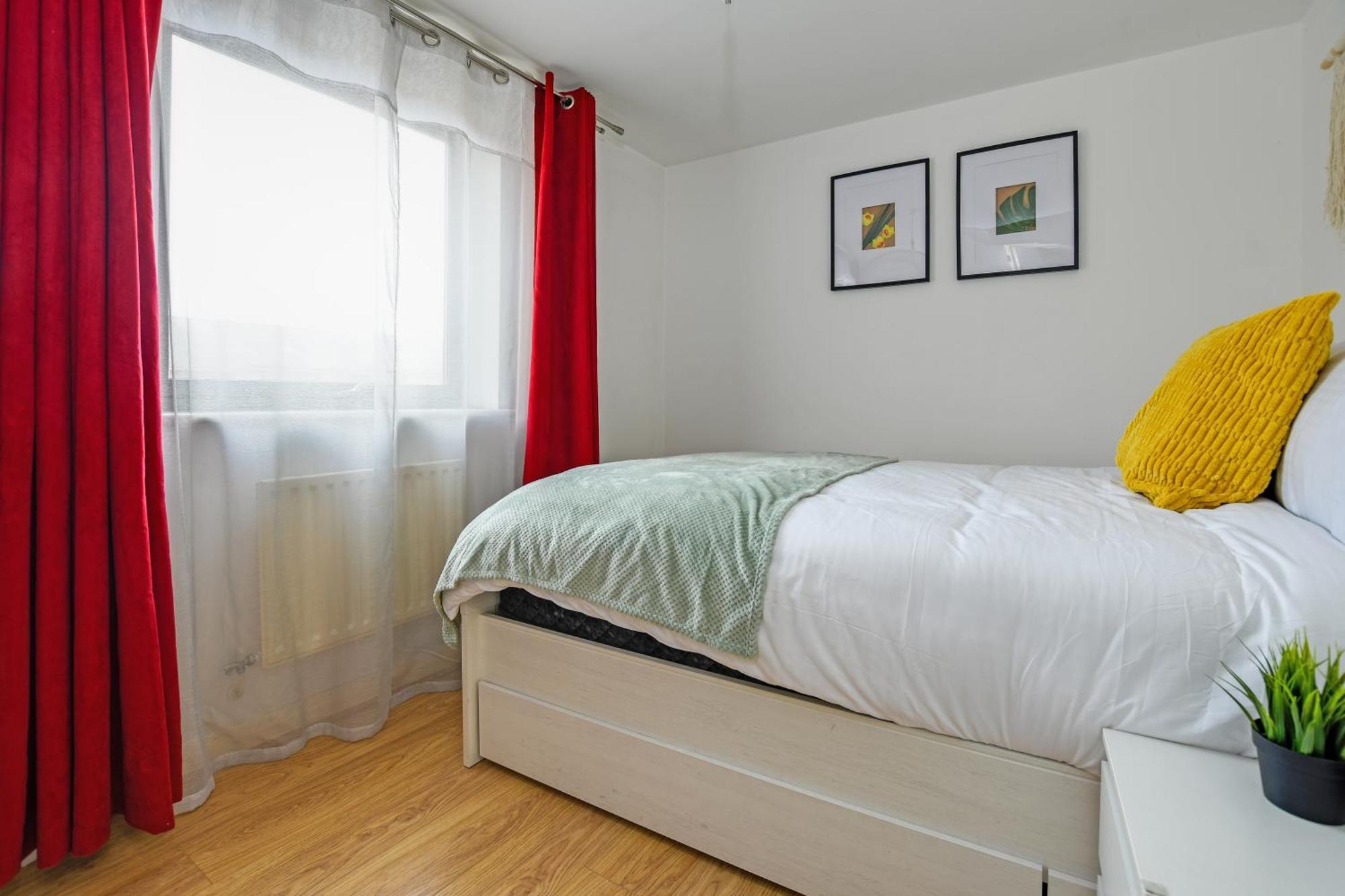 Lejlighed Beautiful Spacious 2 Bed Flat With 2 Parking Near Wembley Stadium *