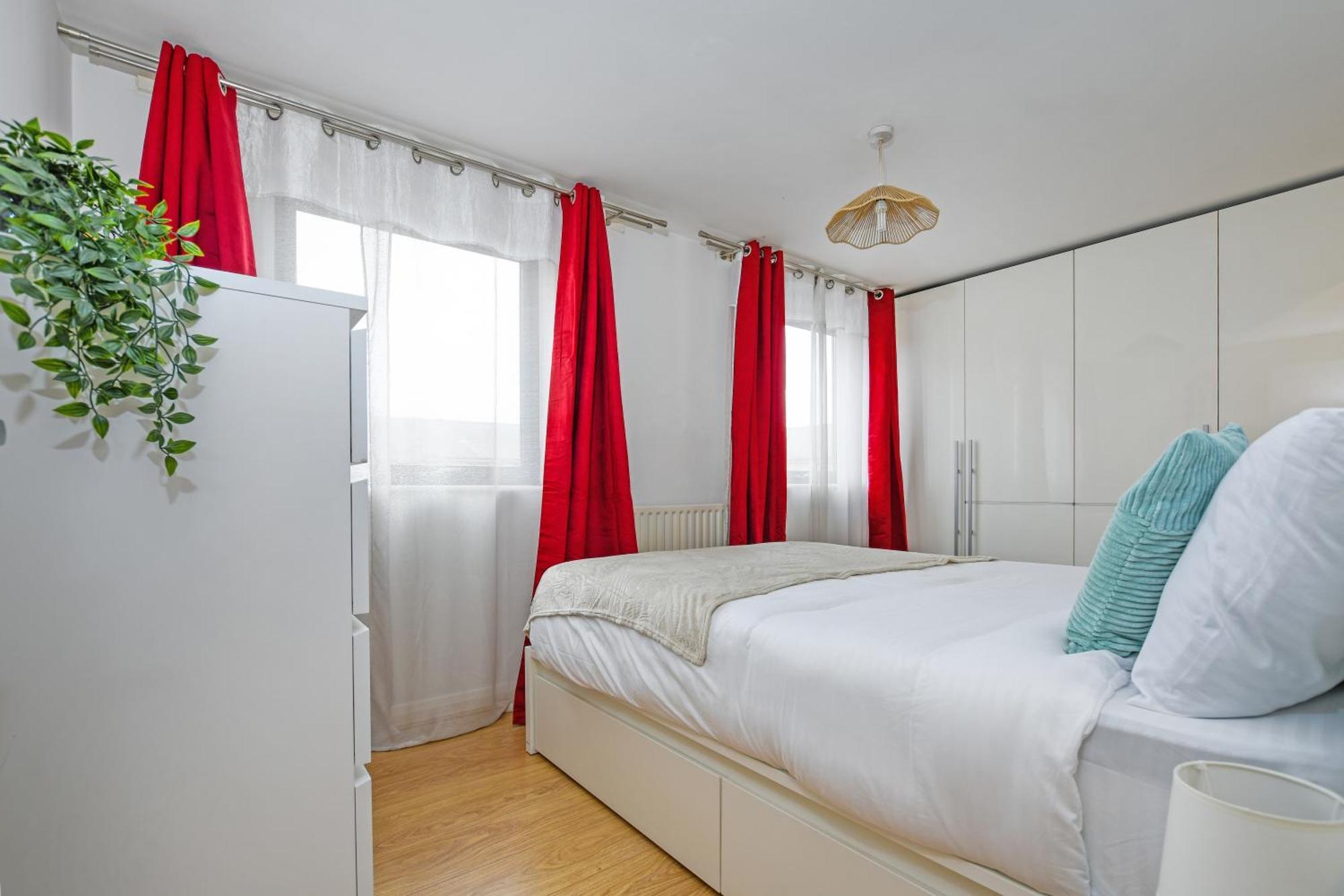 Lejlighed Beautiful Spacious 2 Bed Flat With 2 Parking Near Wembley Stadium *