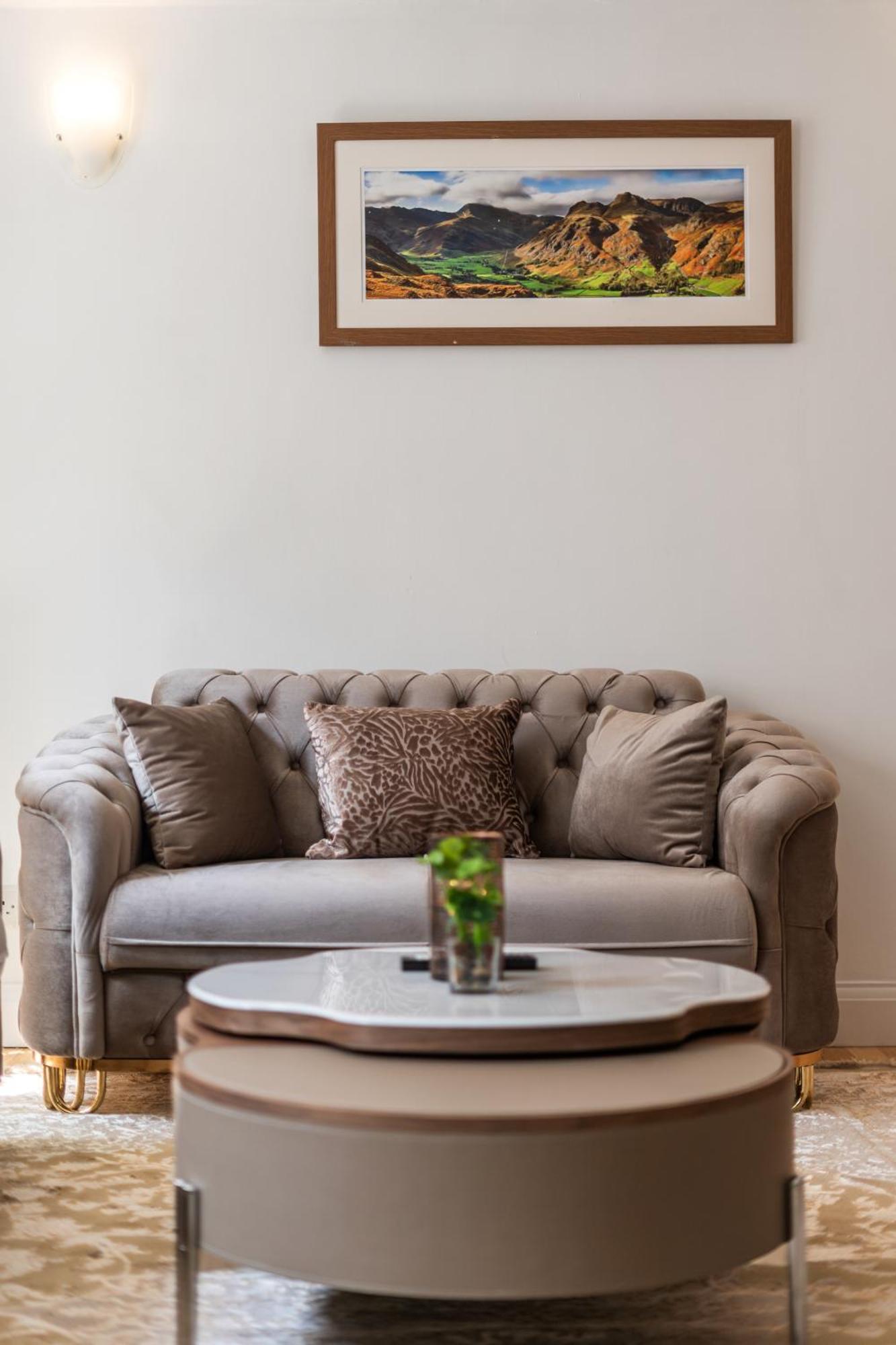 Appartement Stylish 1-bedroom In The Heart Of Soho 9wd Londen