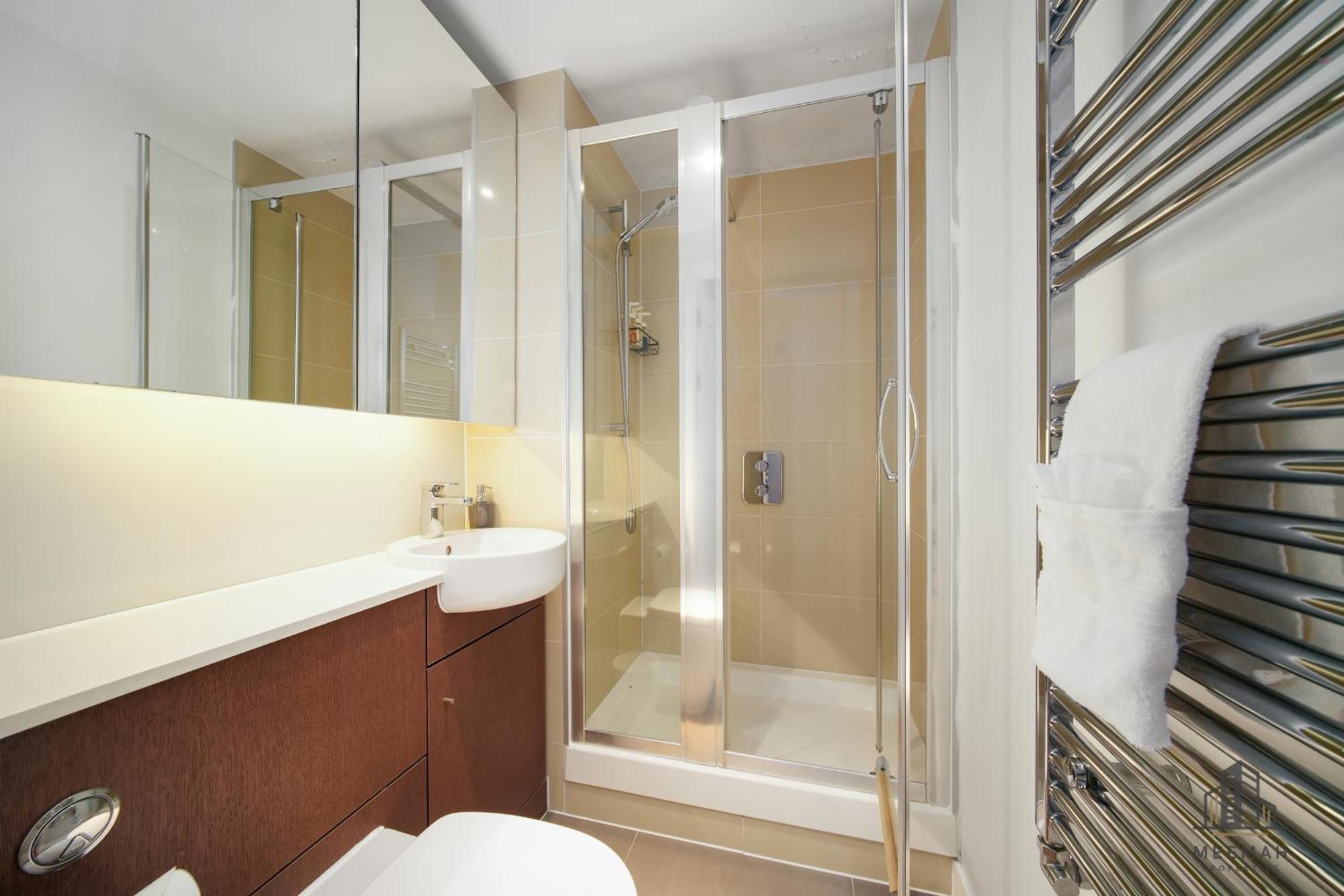 Modern 3 Bedroom - Olympic Park - E20 Stratford * London