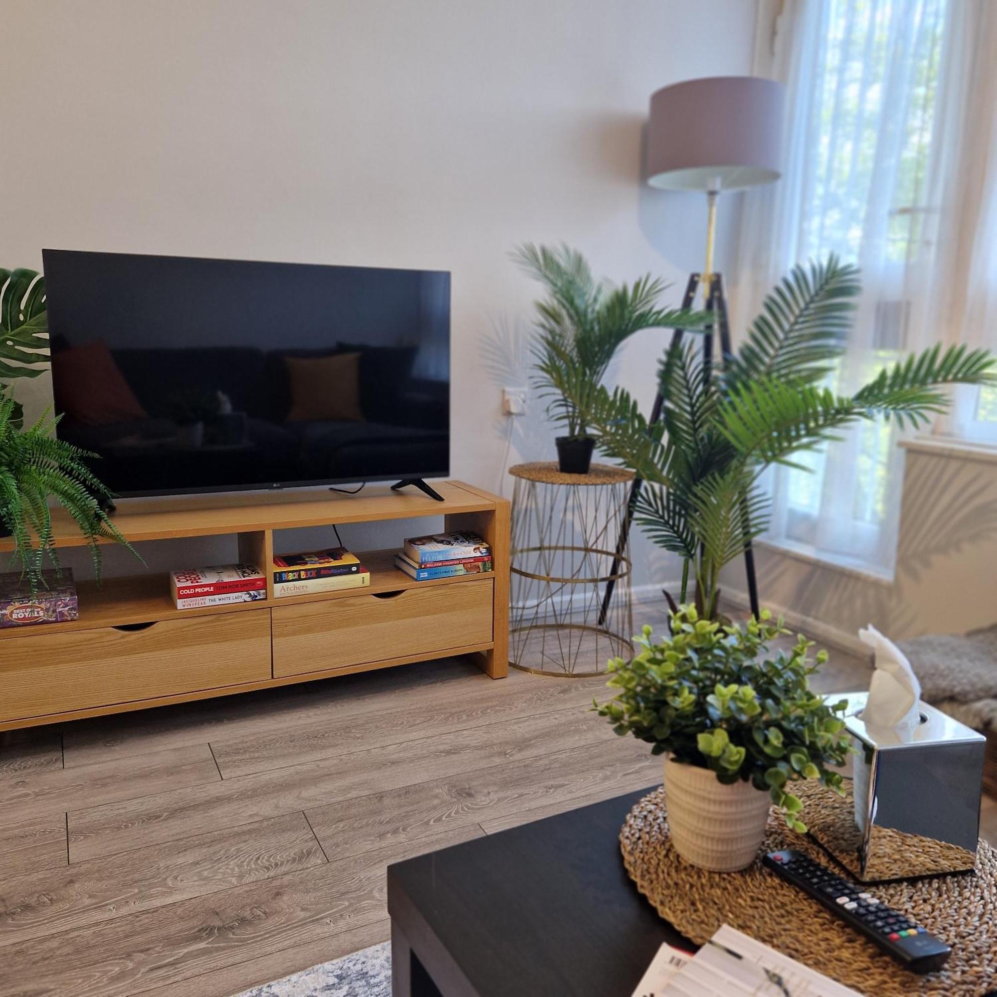 Lägenhet Modern Spacious 1 Bed Flat Westfield Shepherds Bush Free Wifi London
