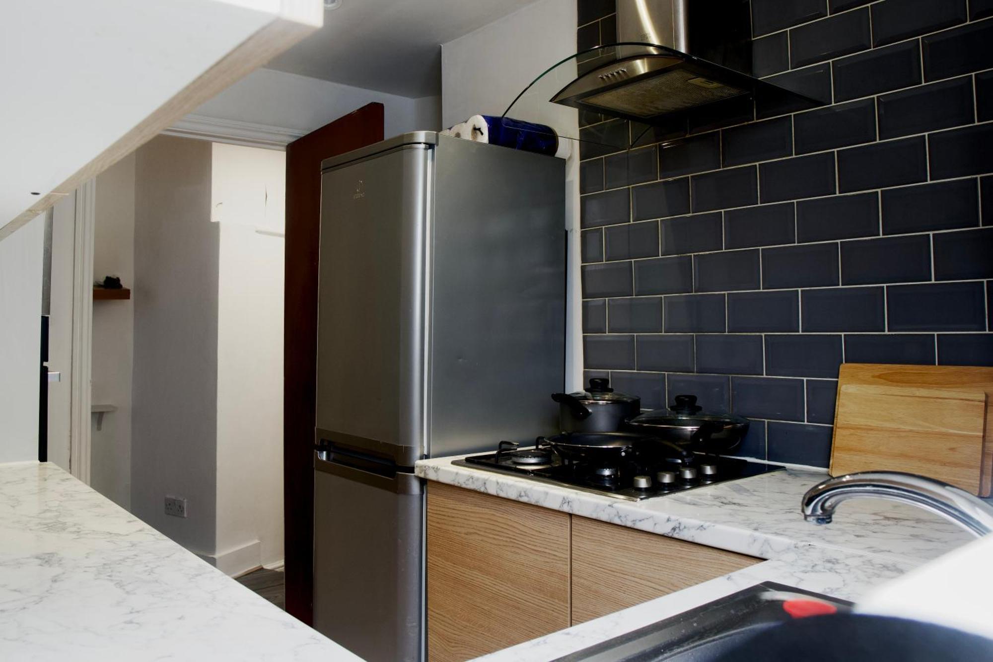 Lejlighed Stratford Centre, 2 Or 3 Bedroom Apartment, Walk To Westfield, Near Station, Sleeps 6