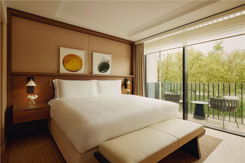 The Emory, Maybourne 5* Londen