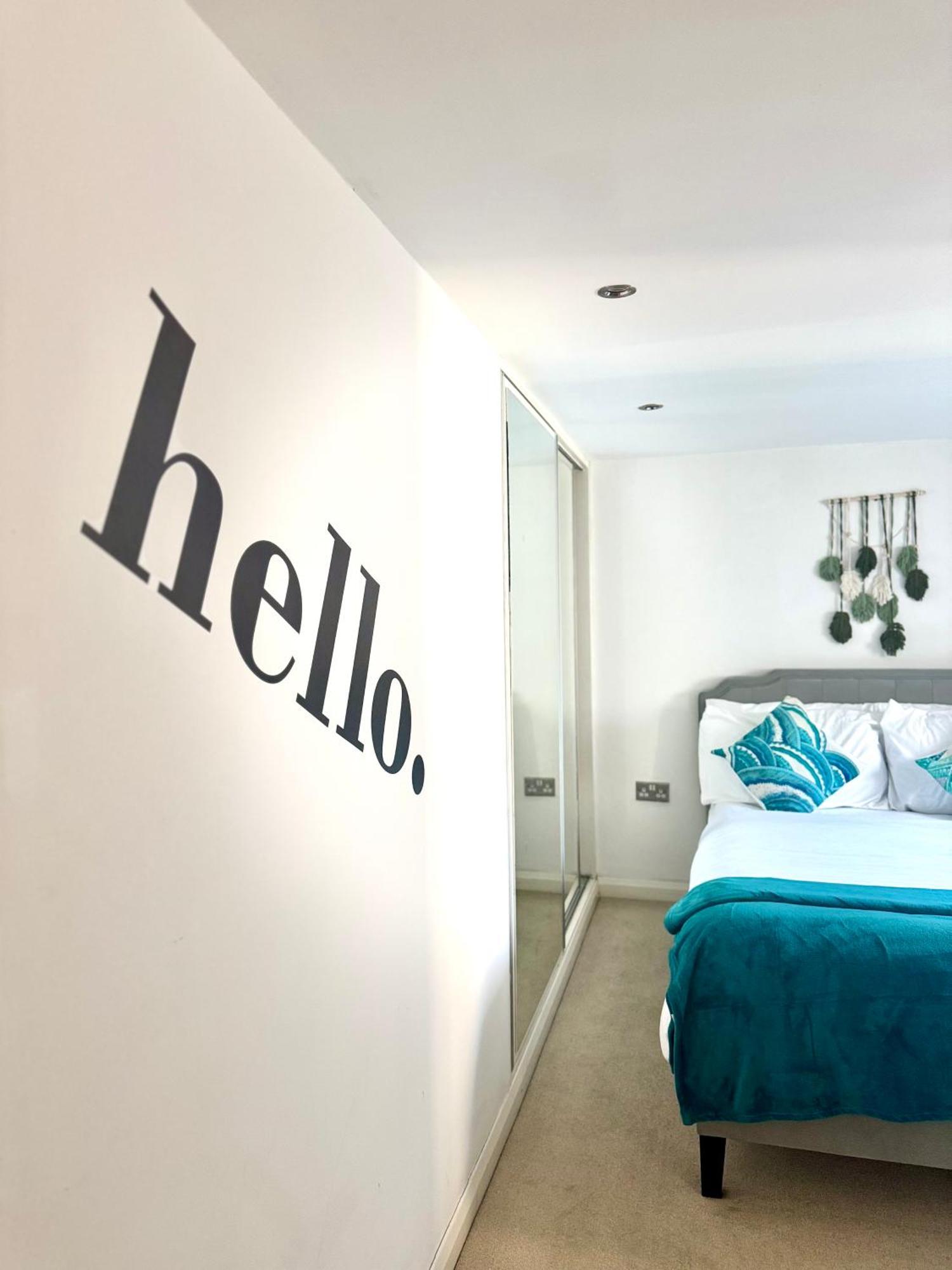 Cosy 1 Bed W Loft Sleeps 6 Close To Stations *