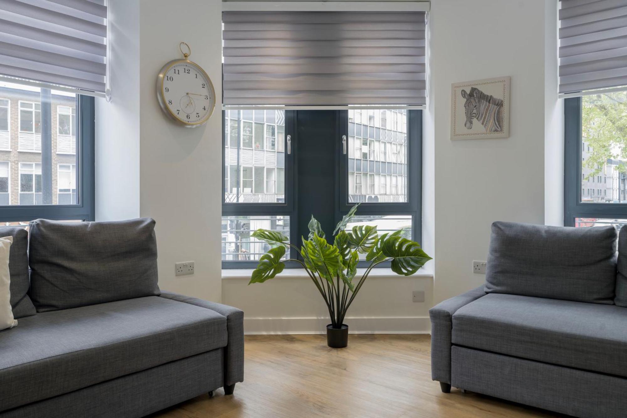 Apartment Stylish Modern By Aldgate East Station 2 *