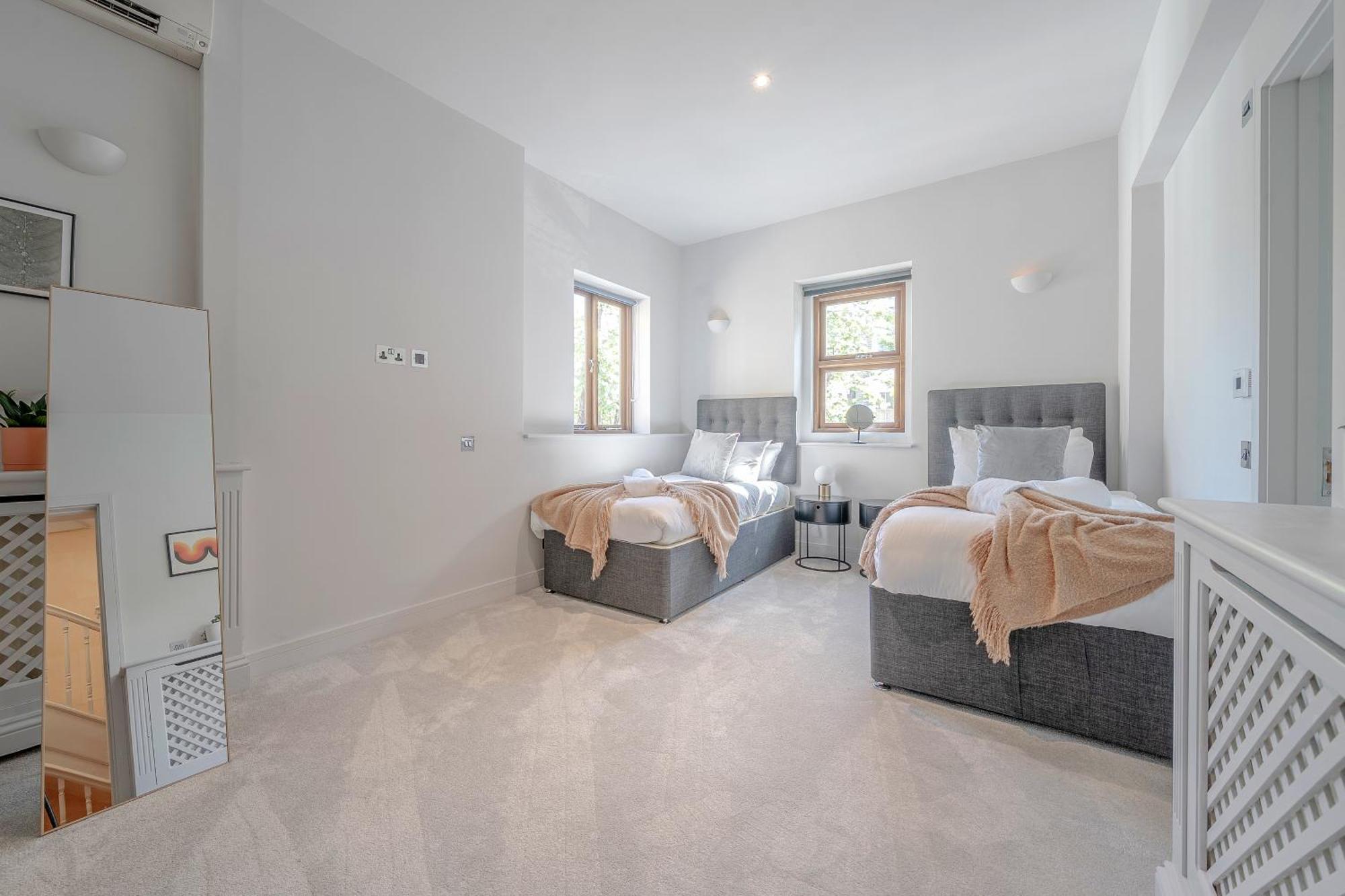 Ferienhaus Luxurious 4 Bedroom In Kensington London