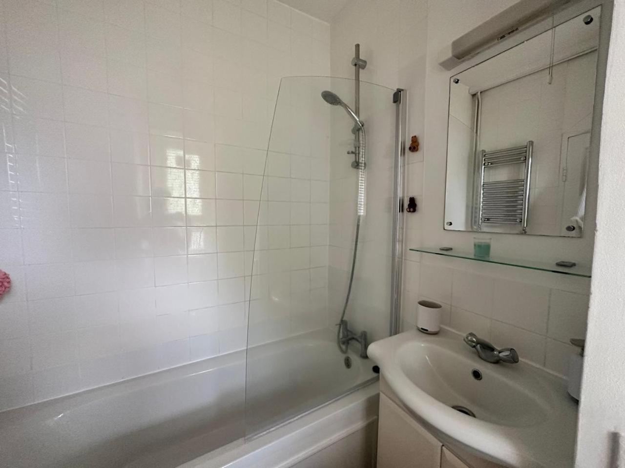 Modern One Bedroom Apartment, Sloane Square Apartment