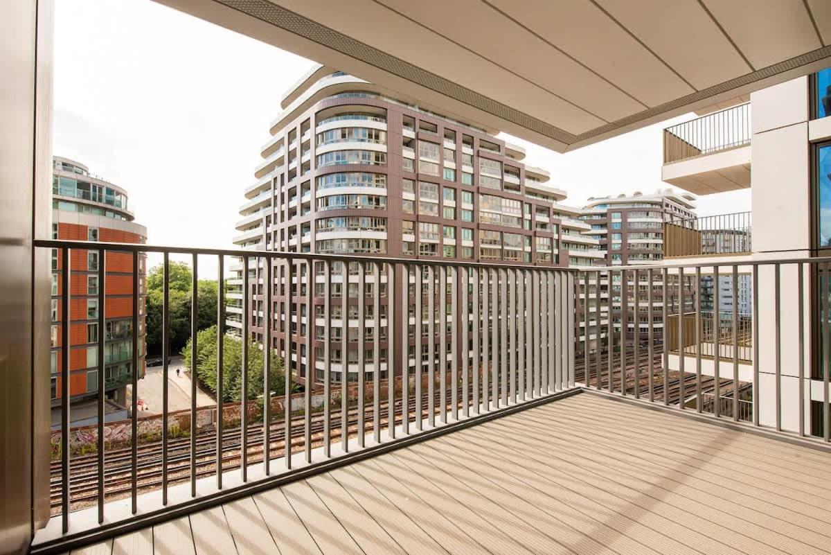 Battersea Power Station 2 Bed Close To Harrods * London